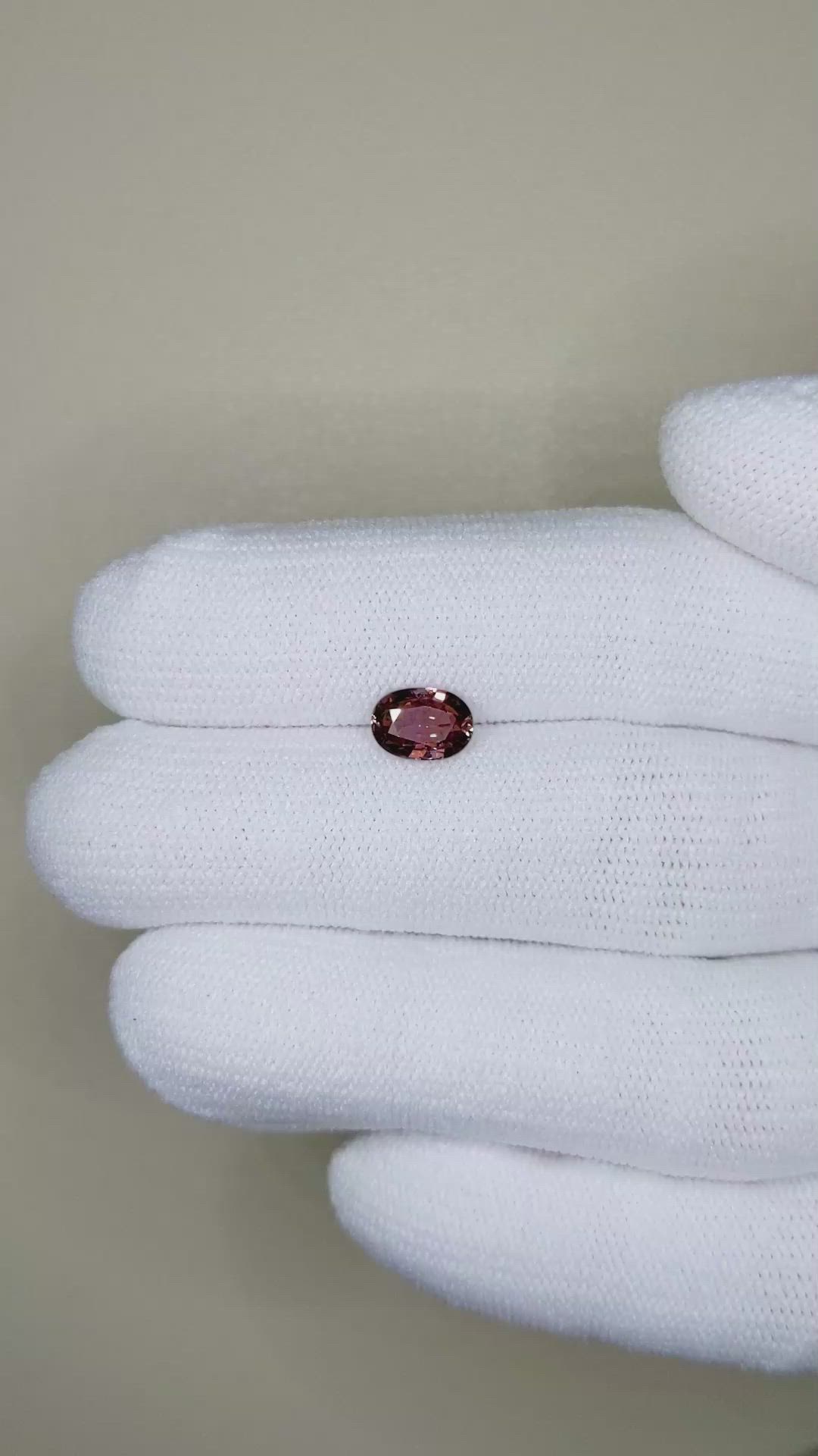 1.16 Ct. Reddish Pink Sapphire from Ceylon (Sri Lanka) Size Video