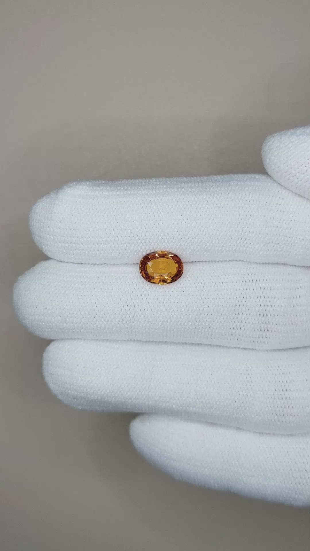 1.47 Ct. Yellowish Brown Sapphire from Ceylon (Sri Lanka) Size Video