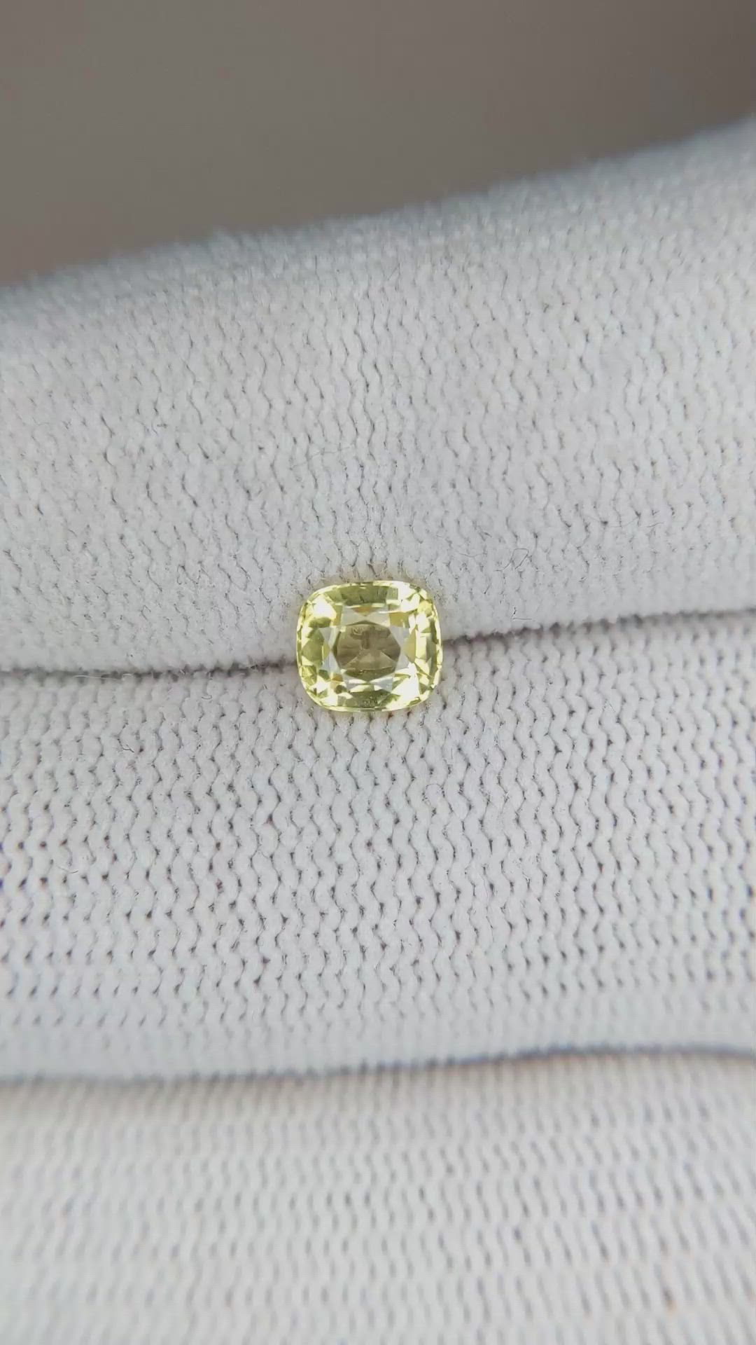 0.89 Ct. Greenish Yellow Sapphire from Ceylon (Sri Lanka) Size Video