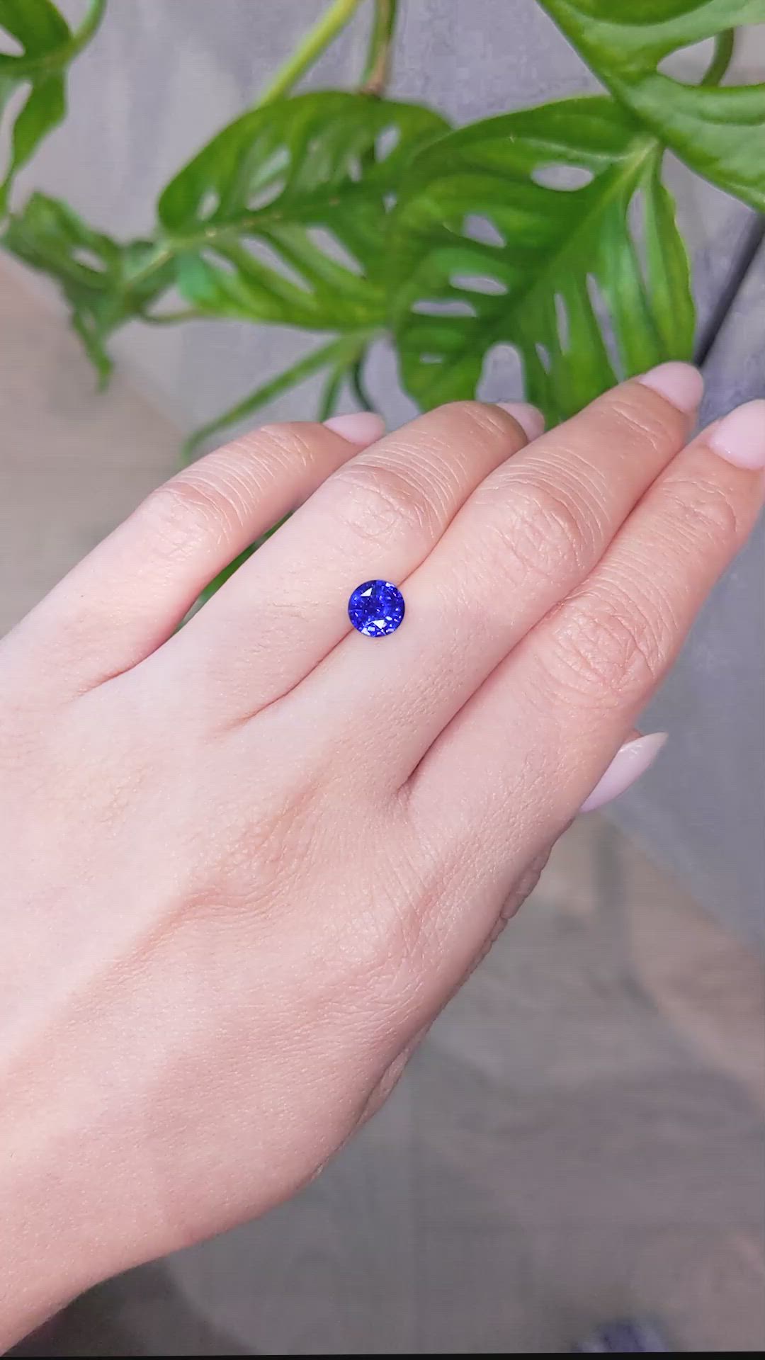 1.10 Ct. Blue Sapphire from Ceylon (Sri Lanka) Size Video