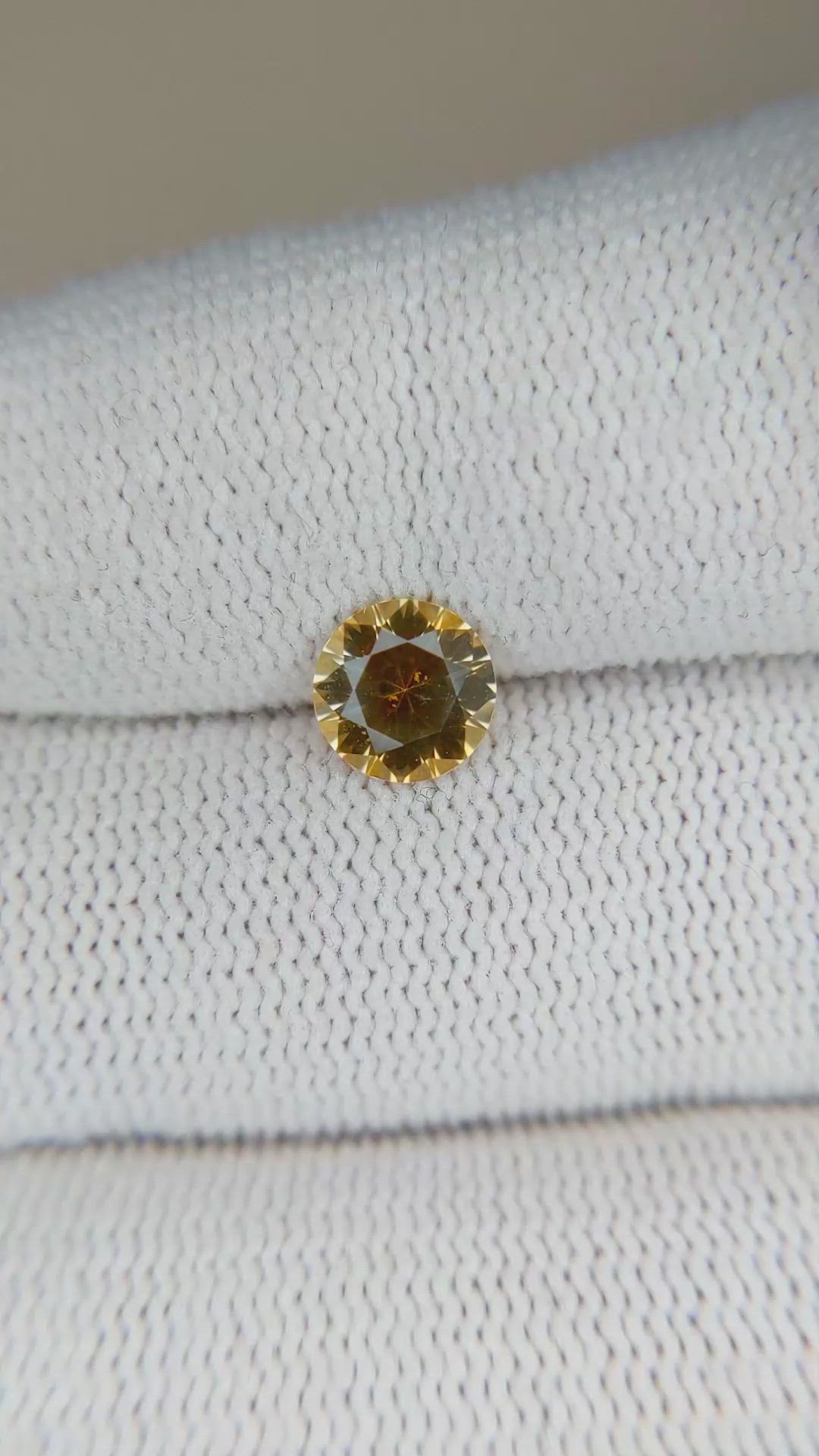 1.08 Ct. Bi Color Sapphire from Ceylon (Sri Lanka) Size Video