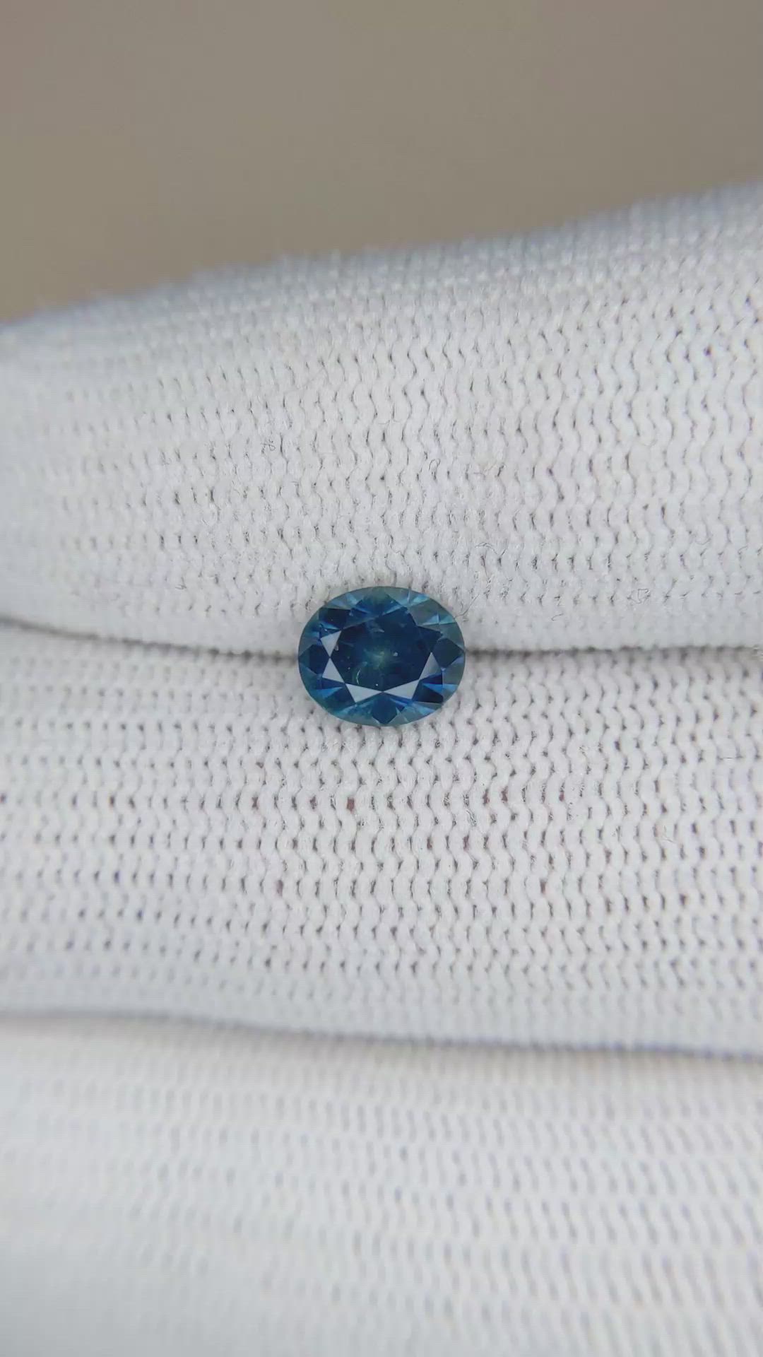 1.15 Ct. Blue Sapphire from Ceylon (Sri Lanka) Size Video