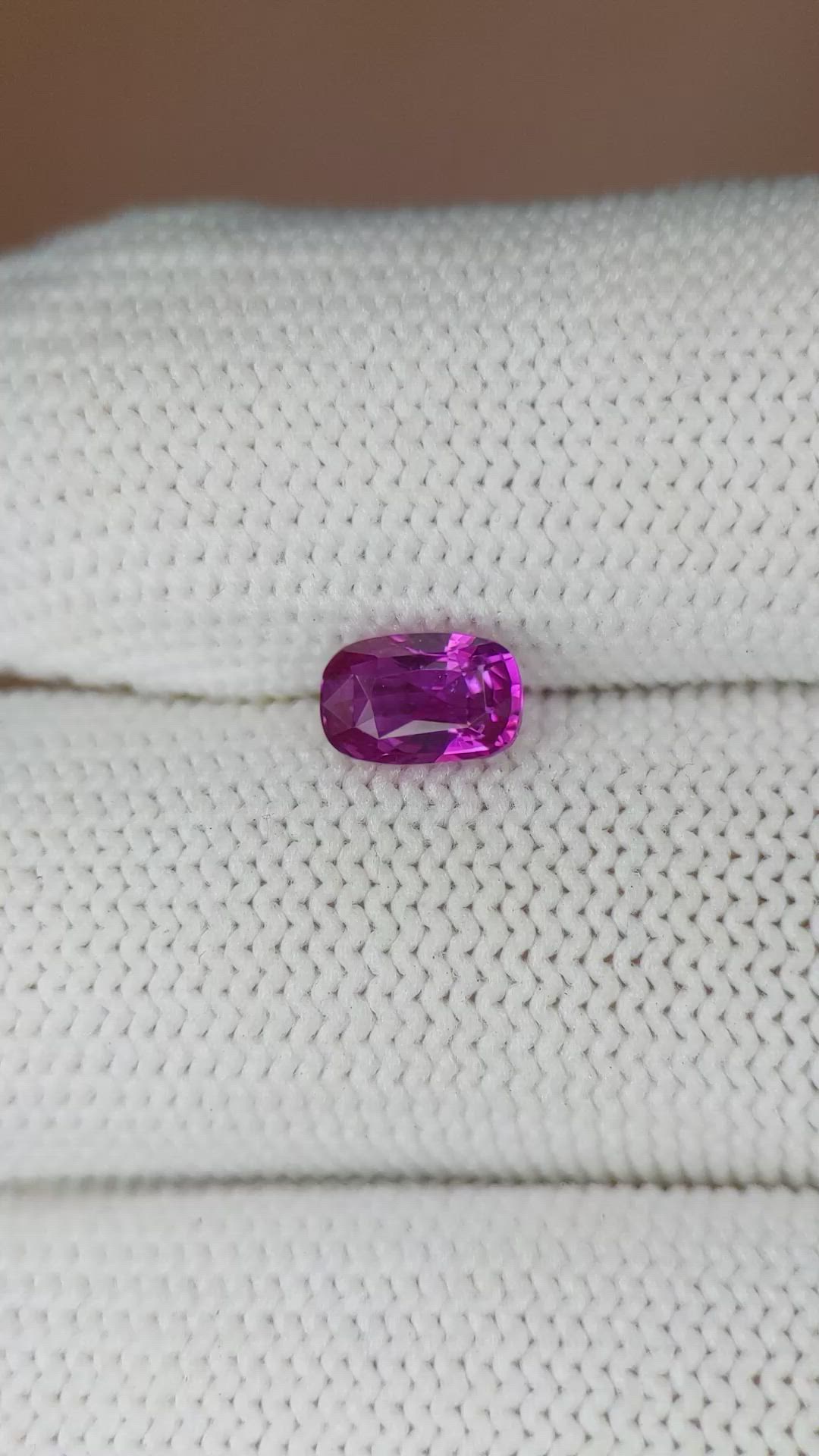 1.06 Ct. Pinkish Purple Sapphire from Ceylon (Sri Lanka) Size Video