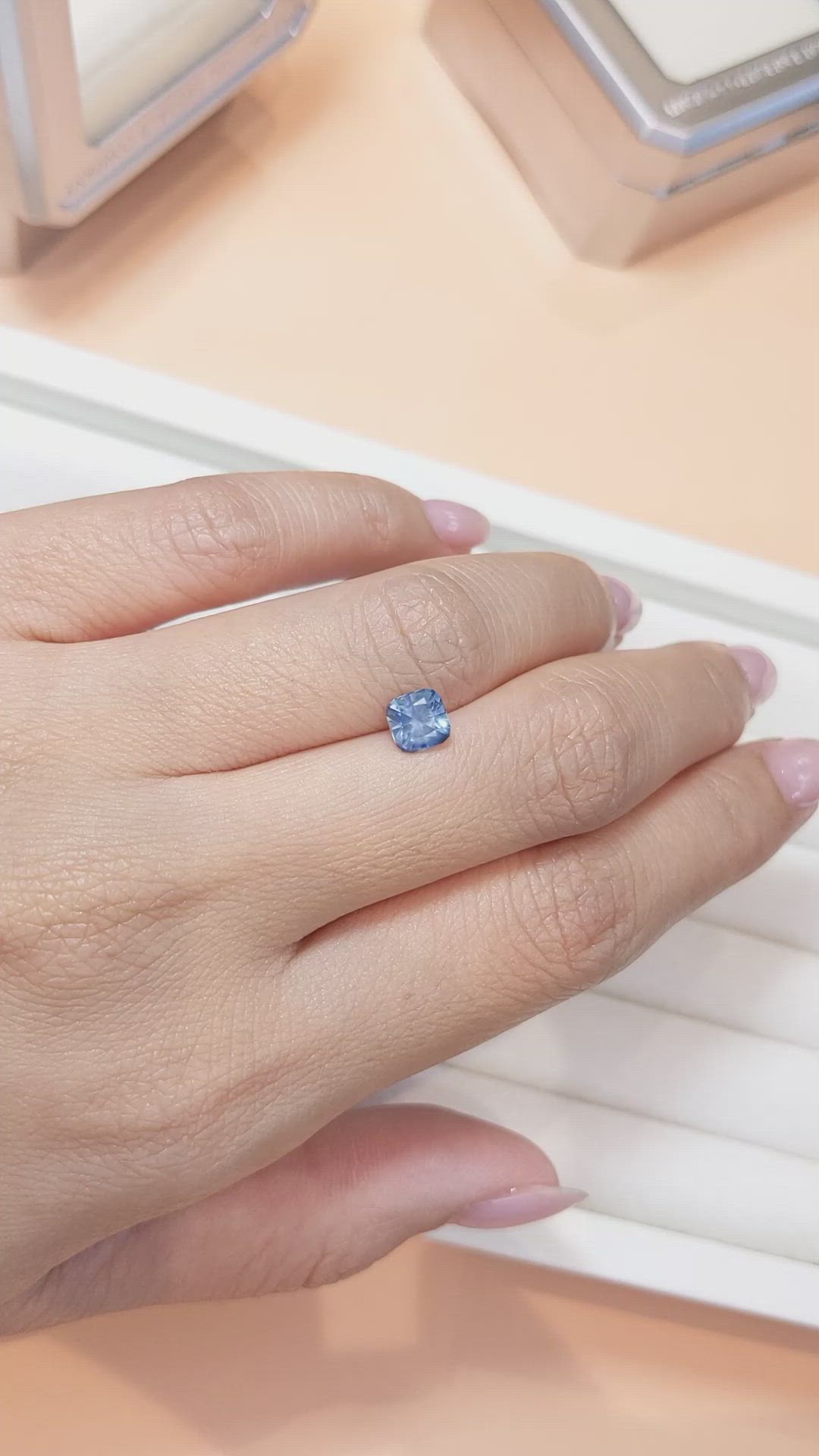 1.00 Ct. Purplish Blue Sapphire from Ceylon (Sri Lanka) Size Video