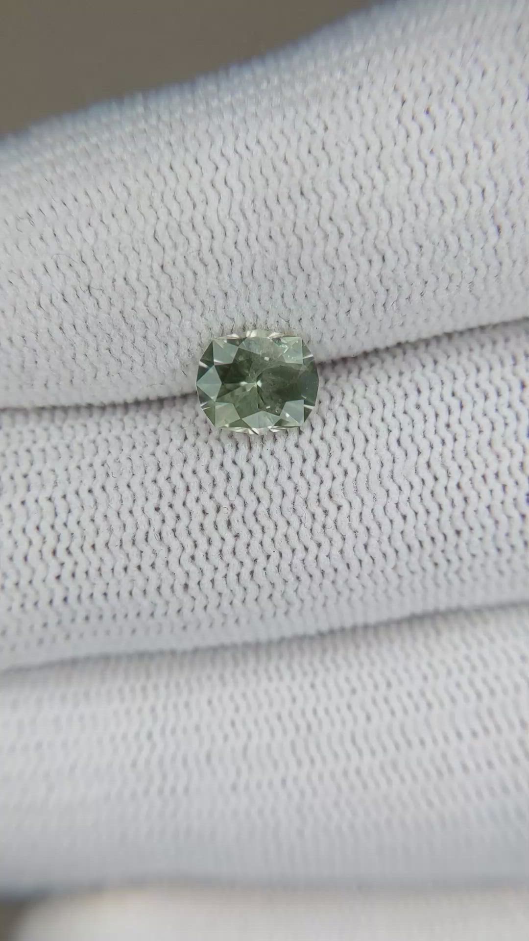 1.01 Ct. Yellowish Green Sapphire from Ceylon (Sri Lanka) Size Video
