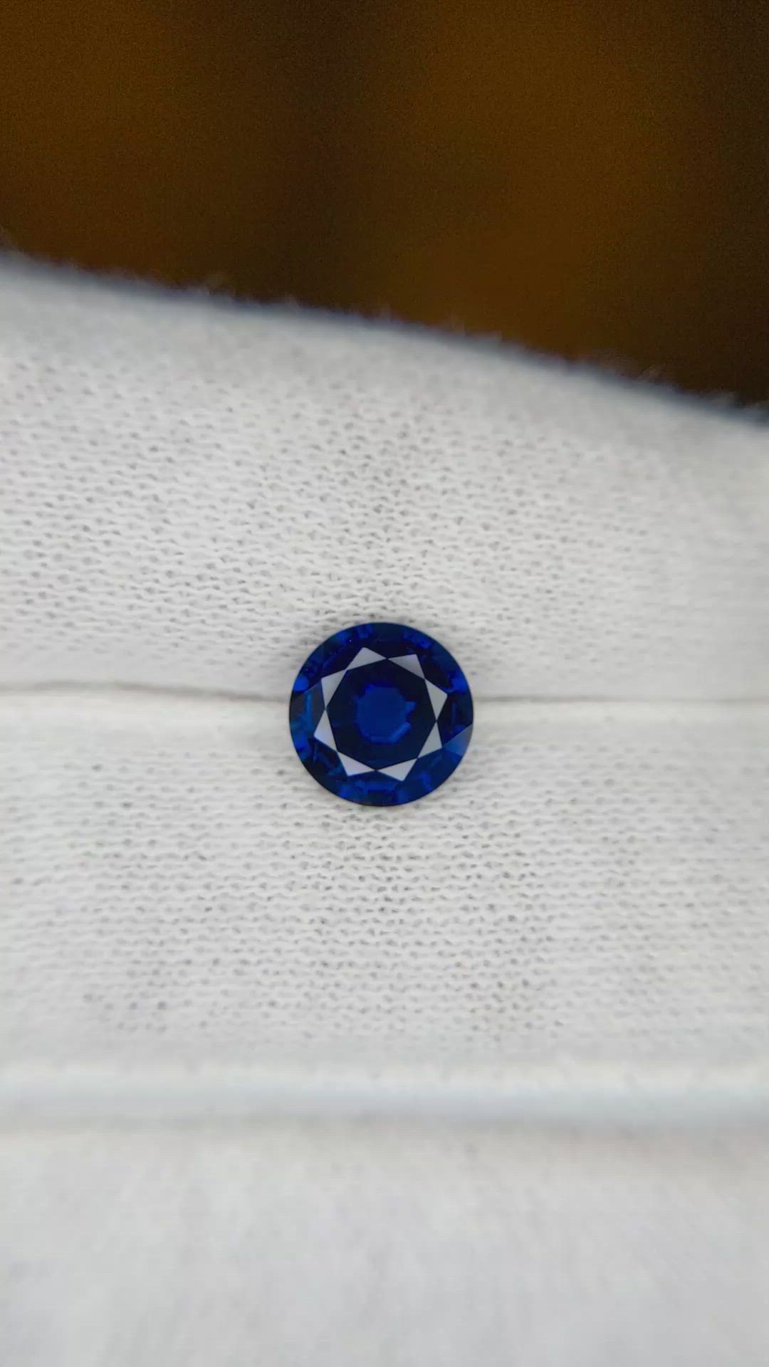 1.75 Ct. Blue Sapphire from Thailand Size Video