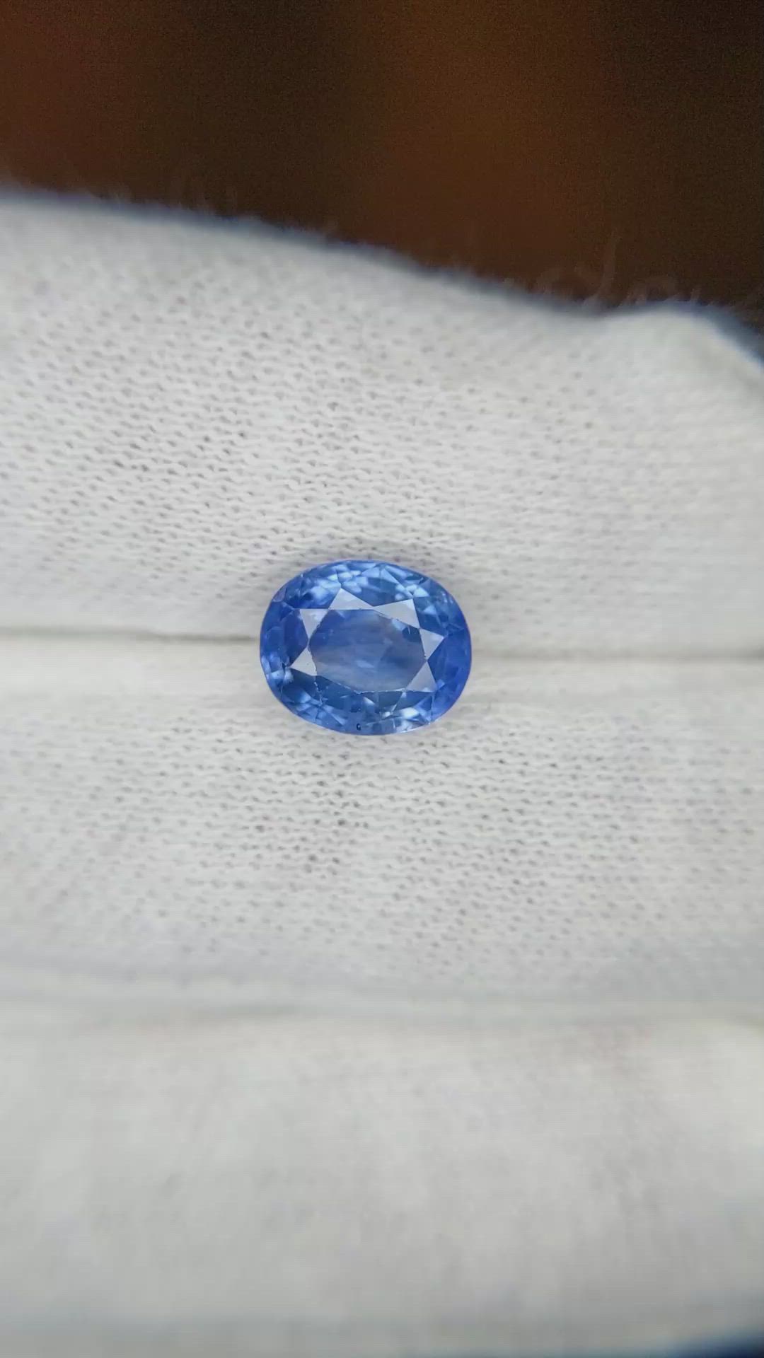 2.58 Ct. Blue Sapphire from Ceylon (Sri Lanka) Size Video
