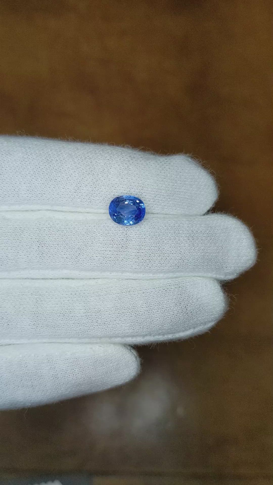 2.58 Ct. Blue Sapphire from Ceylon (Sri Lanka) Size Video