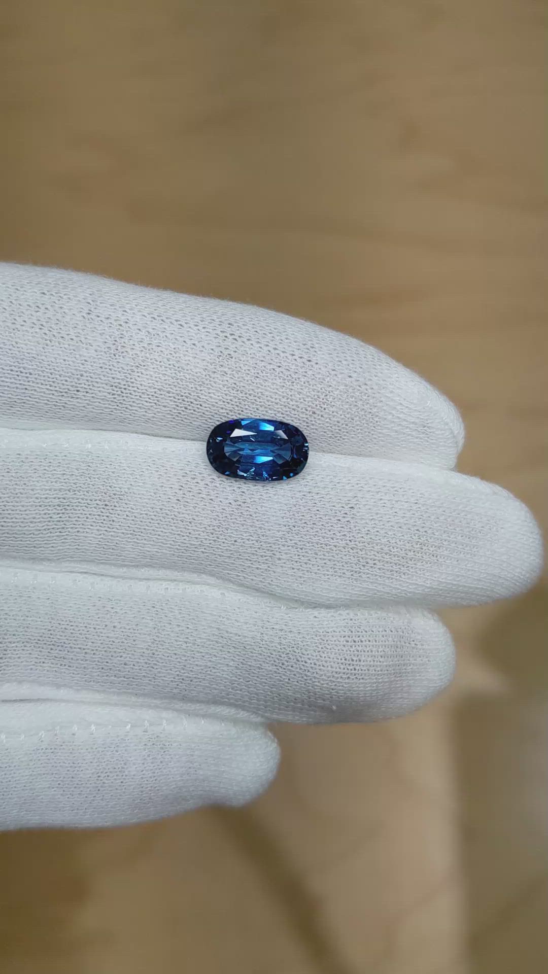 2.95 Ct. Blue Sapphire from Ceylon (Sri Lanka) Size Video