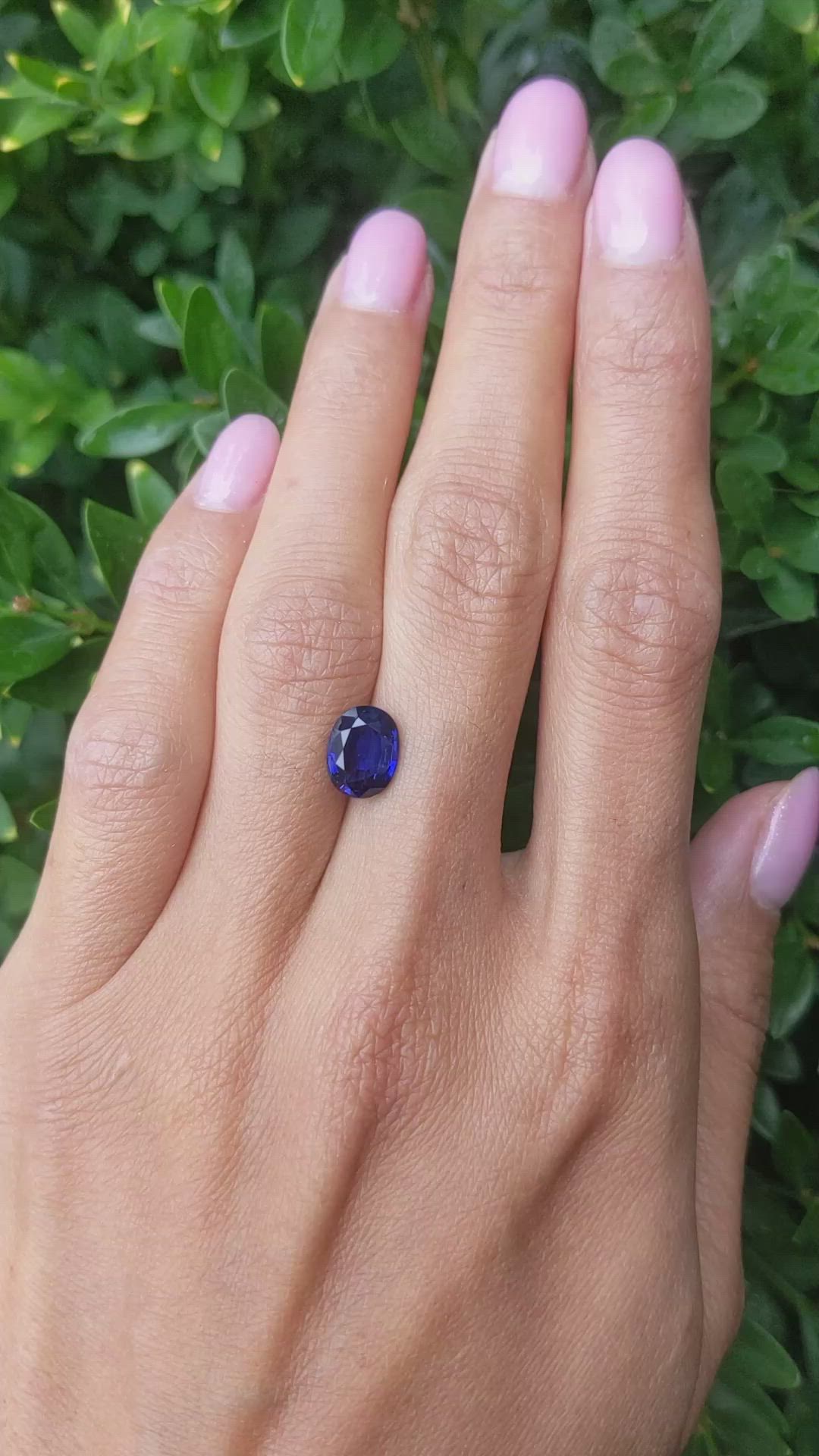 2.15 Ct. Blue Sapphire from Ceylon (Sri Lanka) Size Video