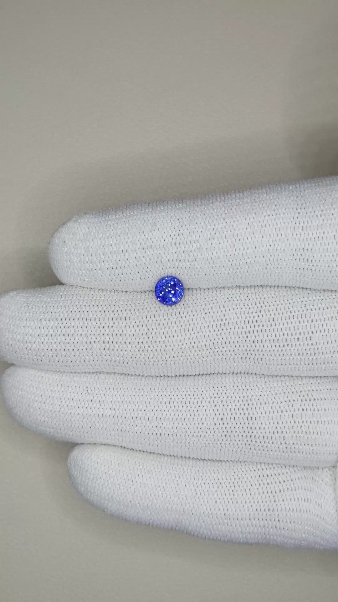 0.86 Ct. Blue Sapphire from Ceylon (Sri Lanka) Size Video