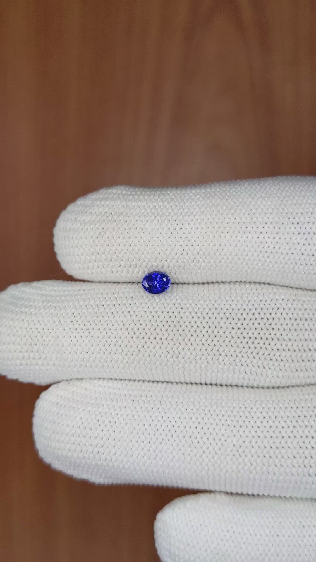 0.35 Ct. Blue Sapphire from Ceylon (Sri Lanka) Size Video
