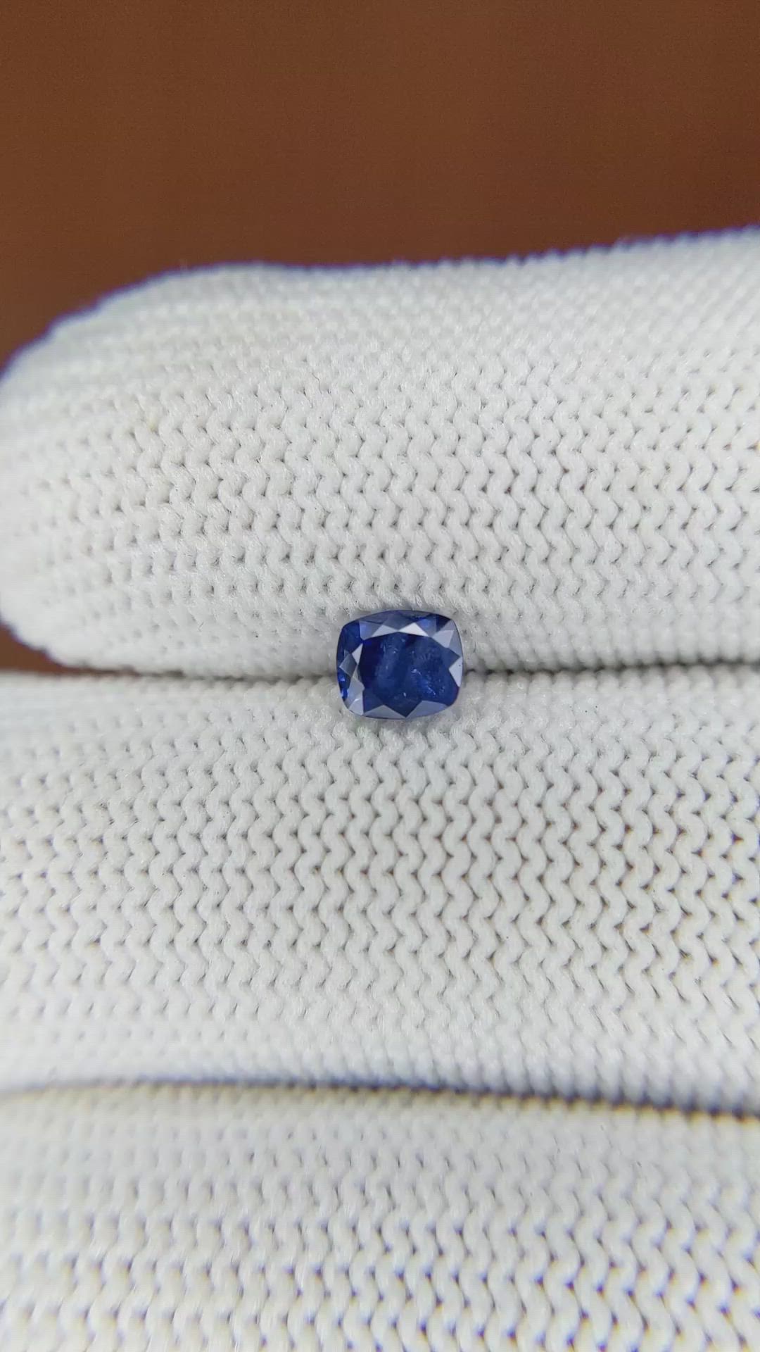 0.54 Ct. Blue Sapphire from Ceylon (Sri Lanka) Size Video