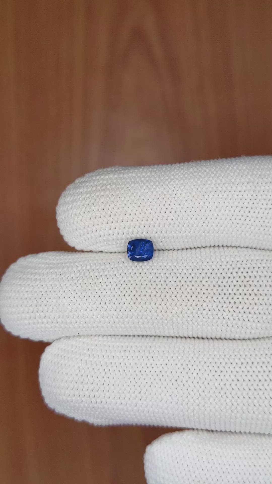 0.54 Ct. Blue Sapphire from Ceylon (Sri Lanka) Size Video