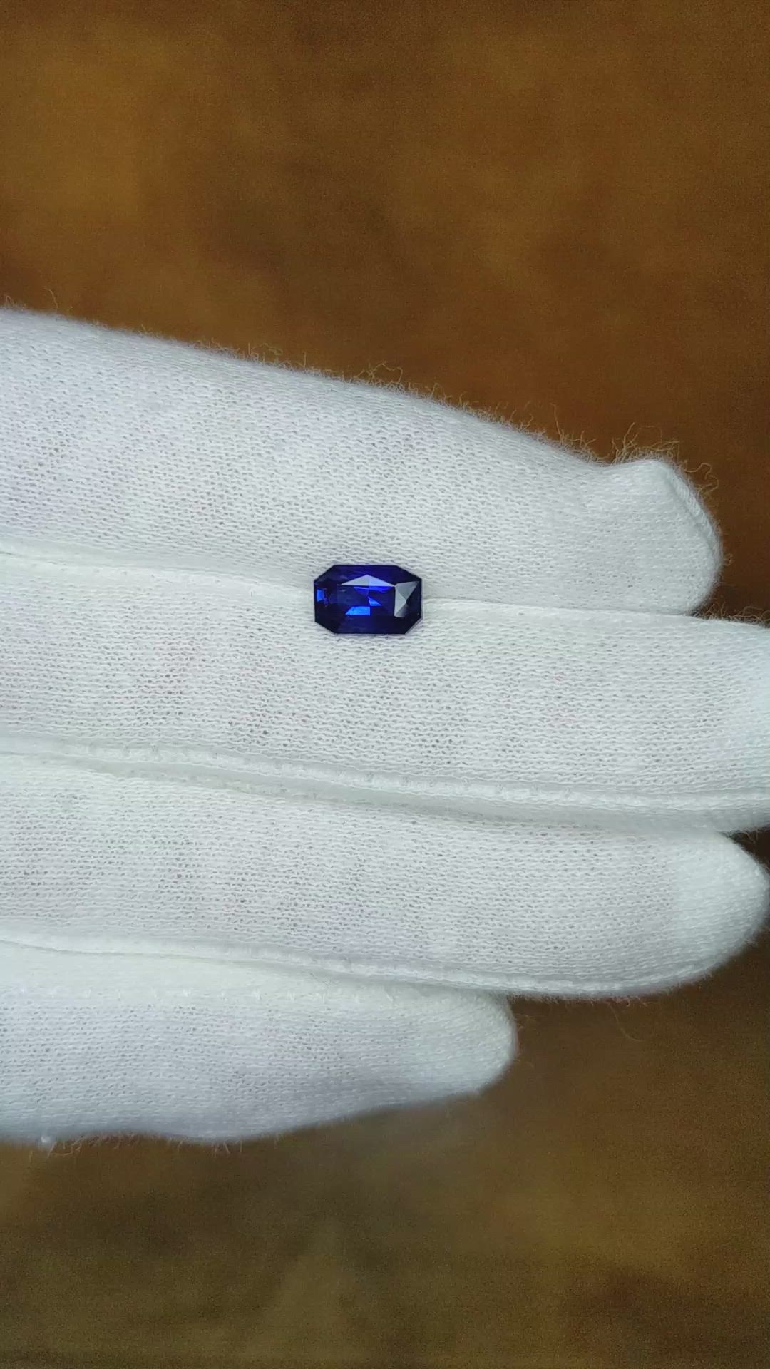 1.64 Ct. Blue Sapphire from Ceylon (Sri Lanka) Size Video