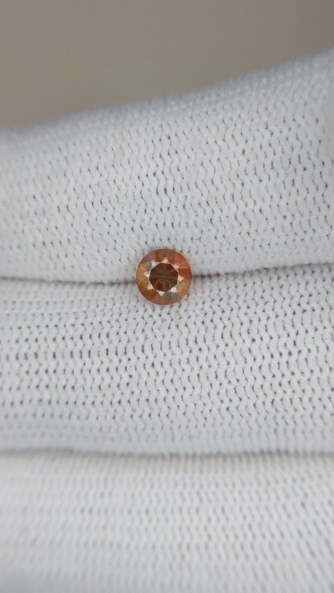 0.60 Ct. Bi Color Sapphire from Montana Size Video