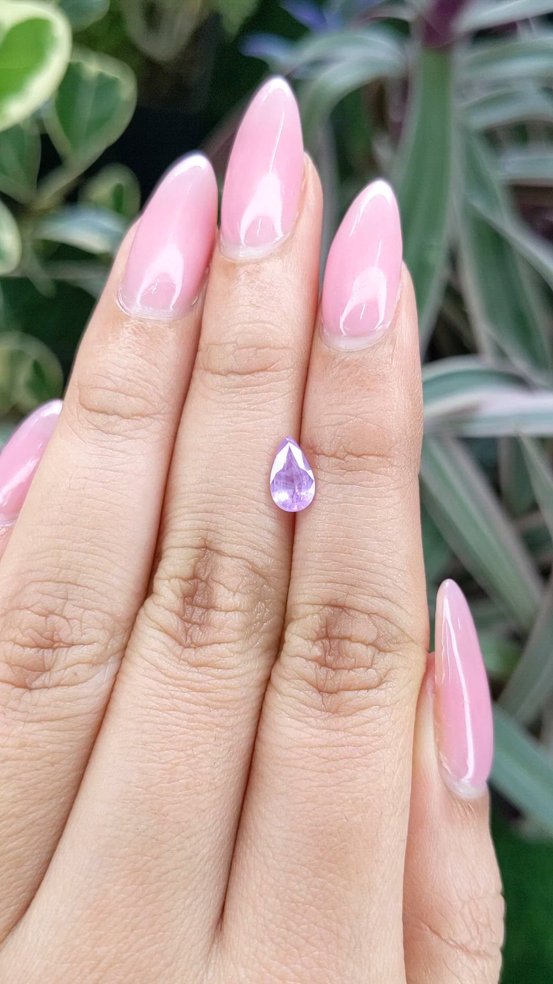 0.77 Ct. Pinkish Purple Sapphire from Ceylon (Sri Lanka) Size Video