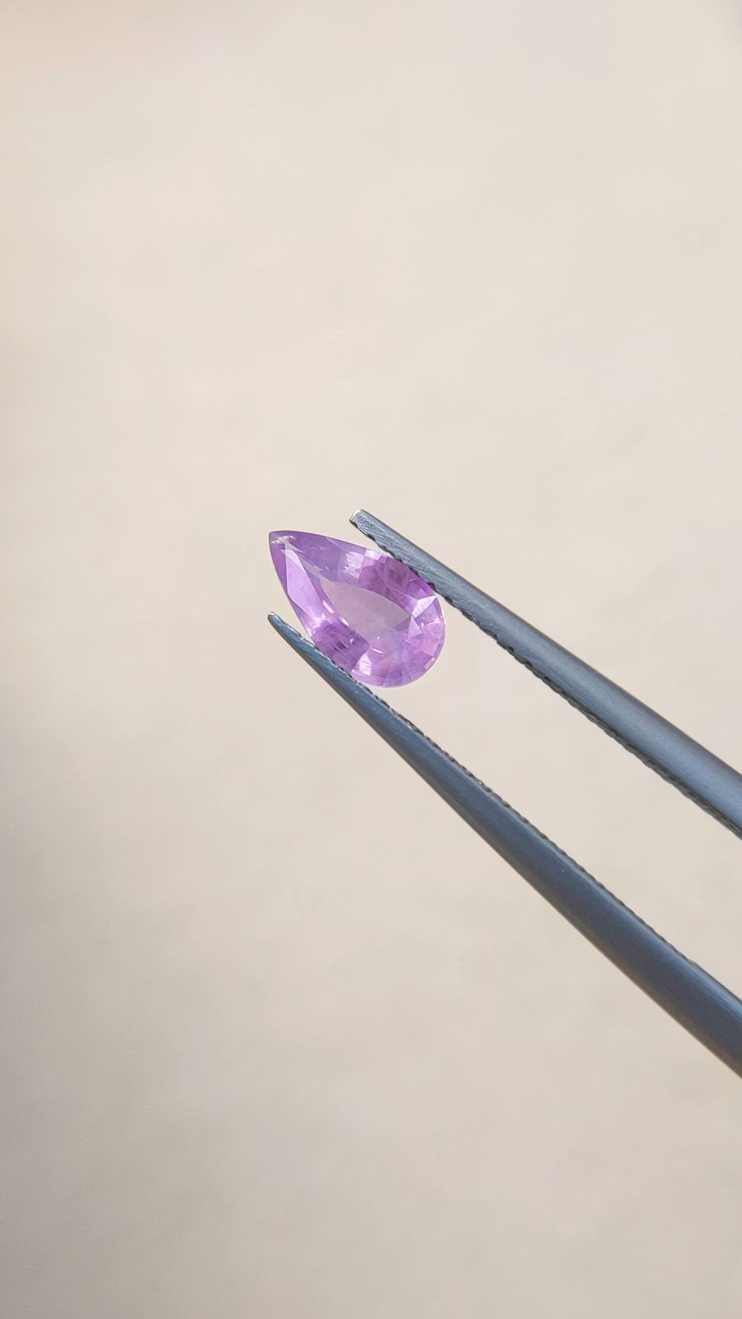 0.77 Ct. Pinkish Purple Sapphire from Ceylon (Sri Lanka) Size Video