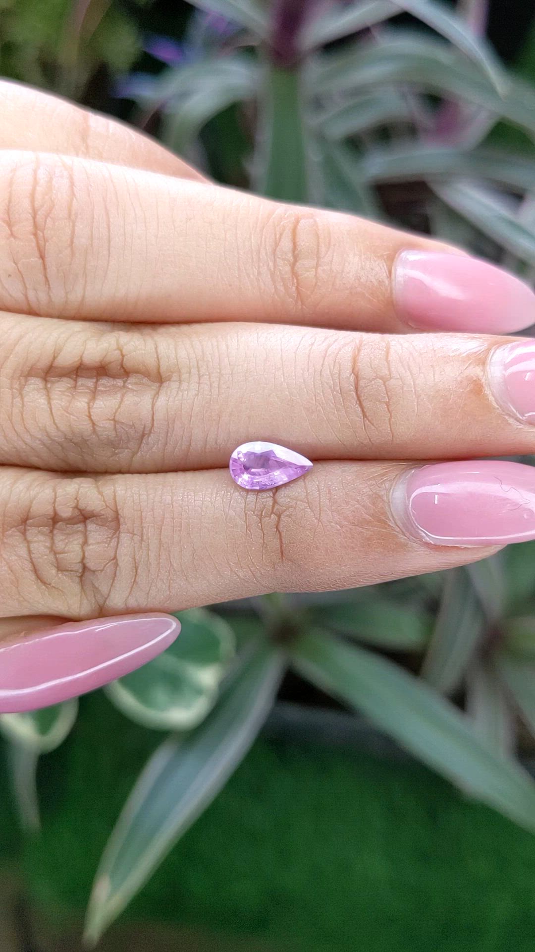 0.77 Ct. Pinkish Purple Sapphire from Ceylon (Sri Lanka) Size Video