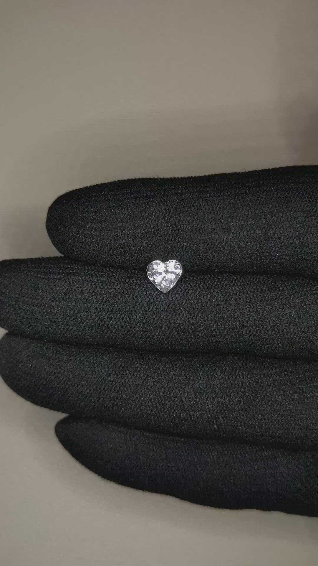 0.98 Ct. White Sapphire from Ceylon (Sri Lanka) Size Video