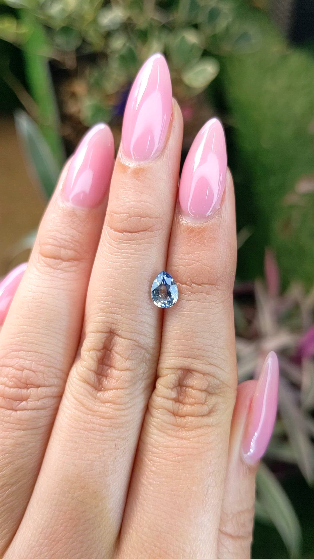 0.89 Ct. Bi Color Sapphire from Ceylon (Sri Lanka) Size Video