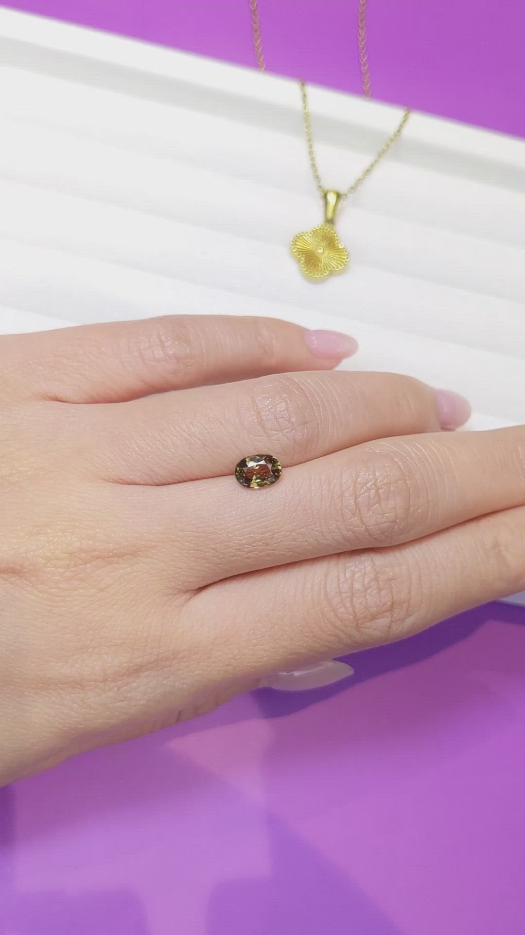 1.19 Ct. Yellowish Brown Sapphire from Ceylon (Sri Lanka) Size Video