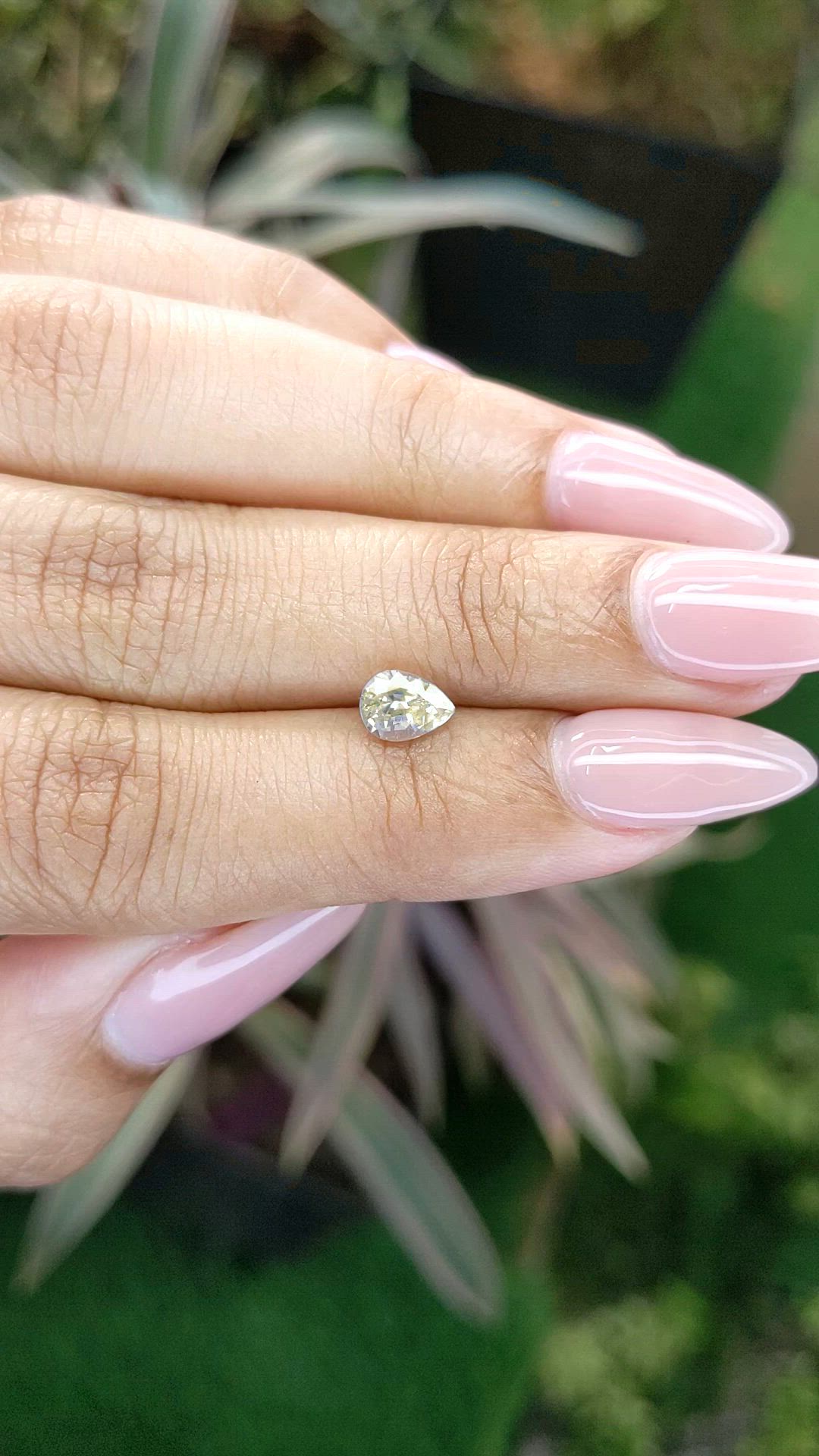 0.87 Ct. Yellow Sapphire from Ceylon (Sri Lanka) Size Video