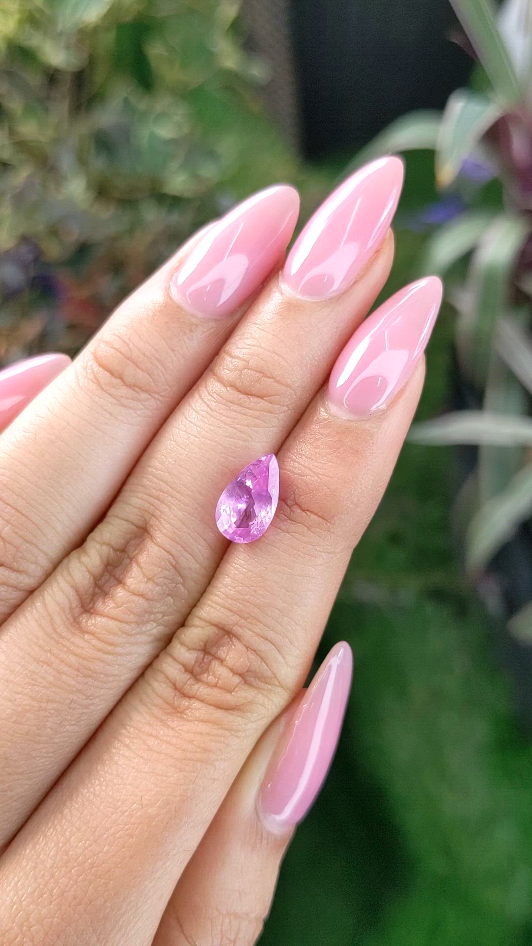 2.26 Ct. Purplish Pink Sapphire from Ceylon (Sri Lanka) Size Video
