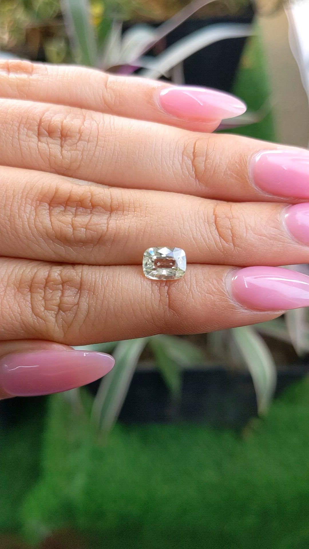 1.76 Ct. Yellow Sapphire from Ceylon (Sri Lanka) Size Video