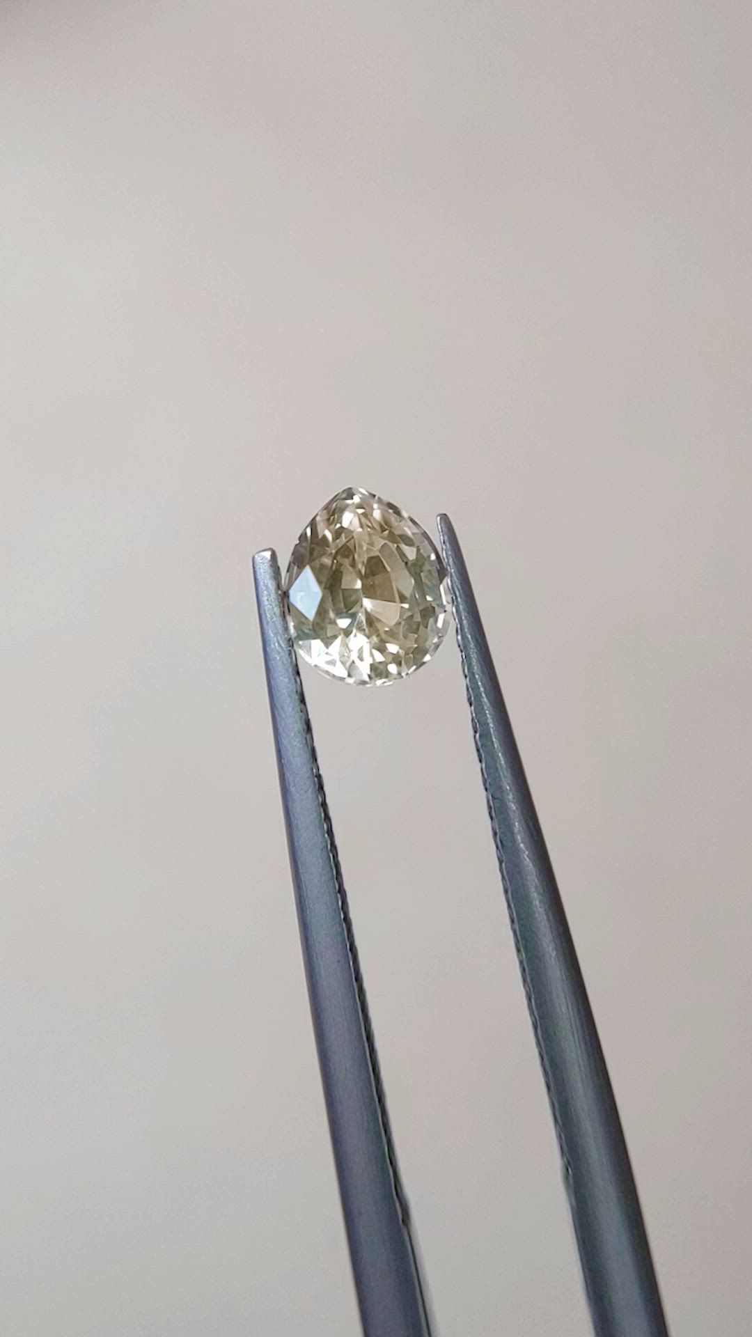 0.87 Ct. Yellow Sapphire from Ceylon (Sri Lanka) Size Video