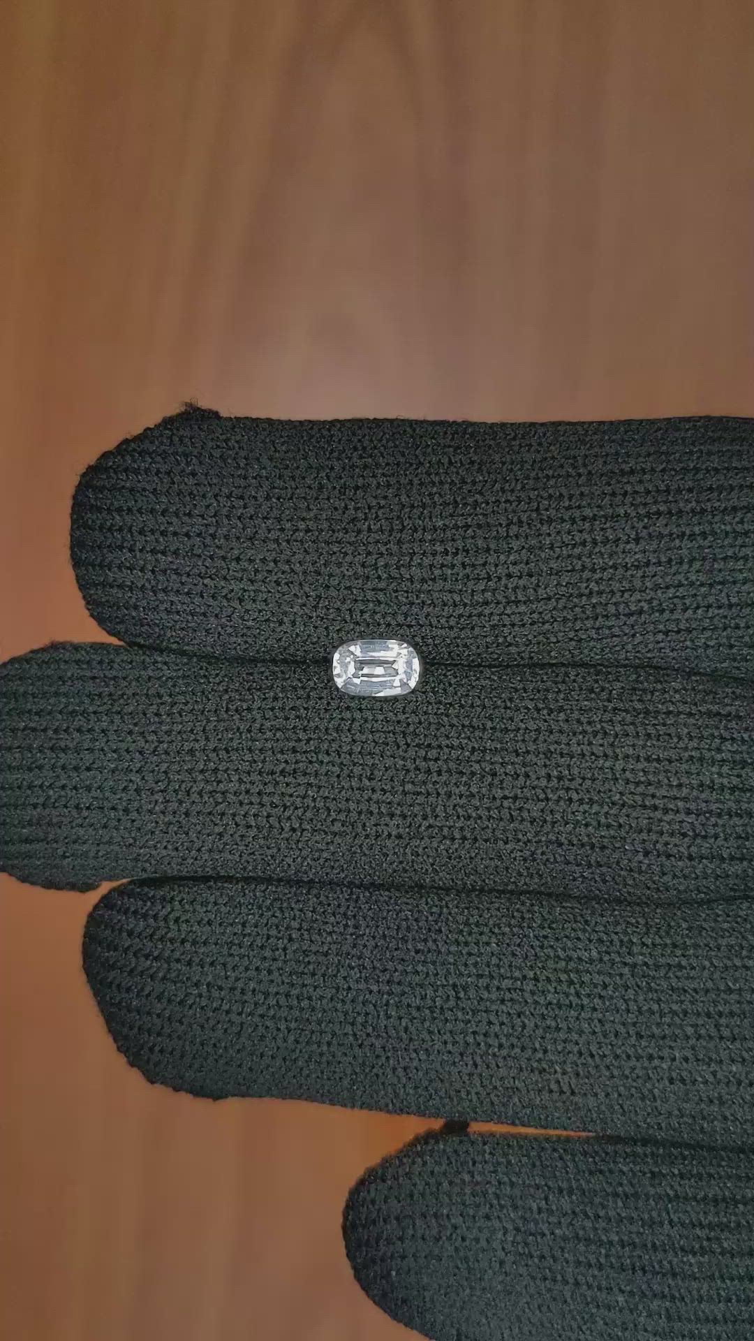 0.45 Ct. White Sapphire from Ceylon (Sri Lanka) Size Video