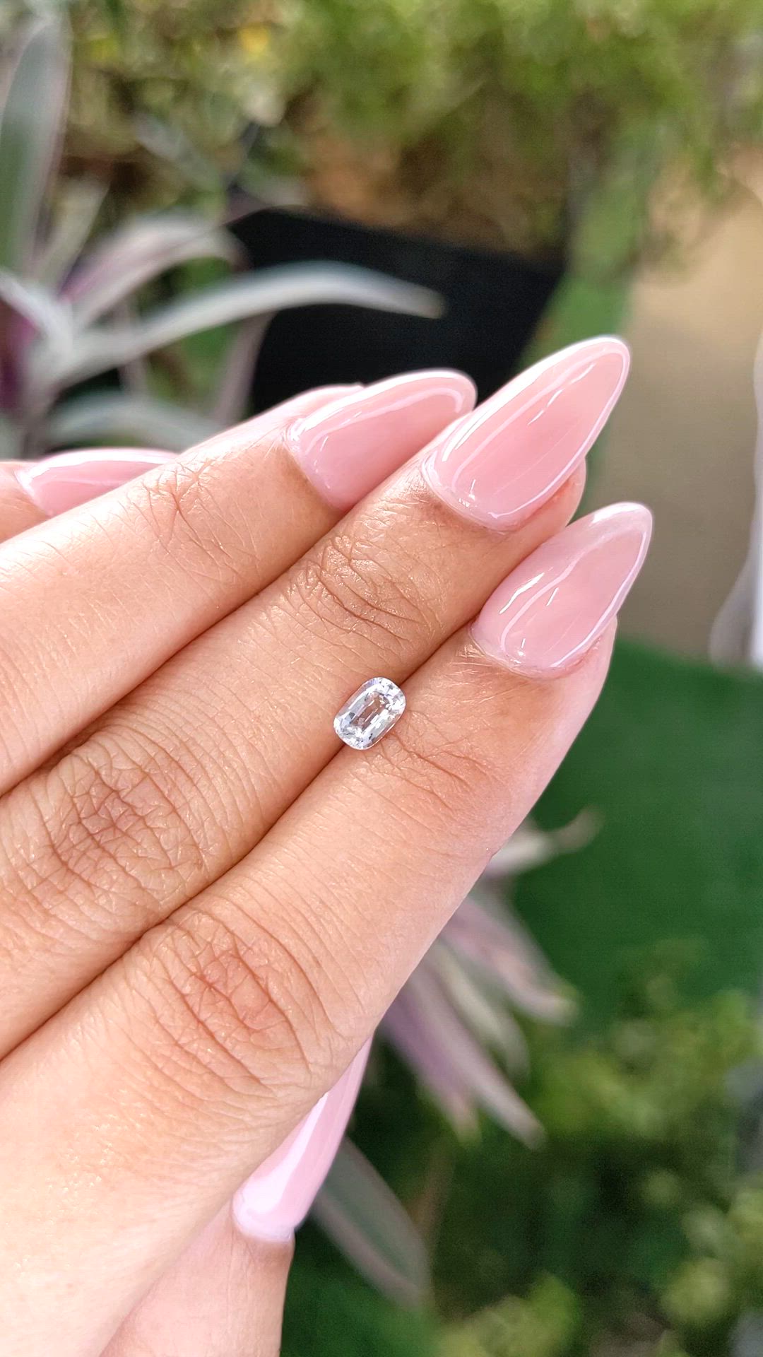 0.45 Ct. White Sapphire from Ceylon (Sri Lanka) Size Video