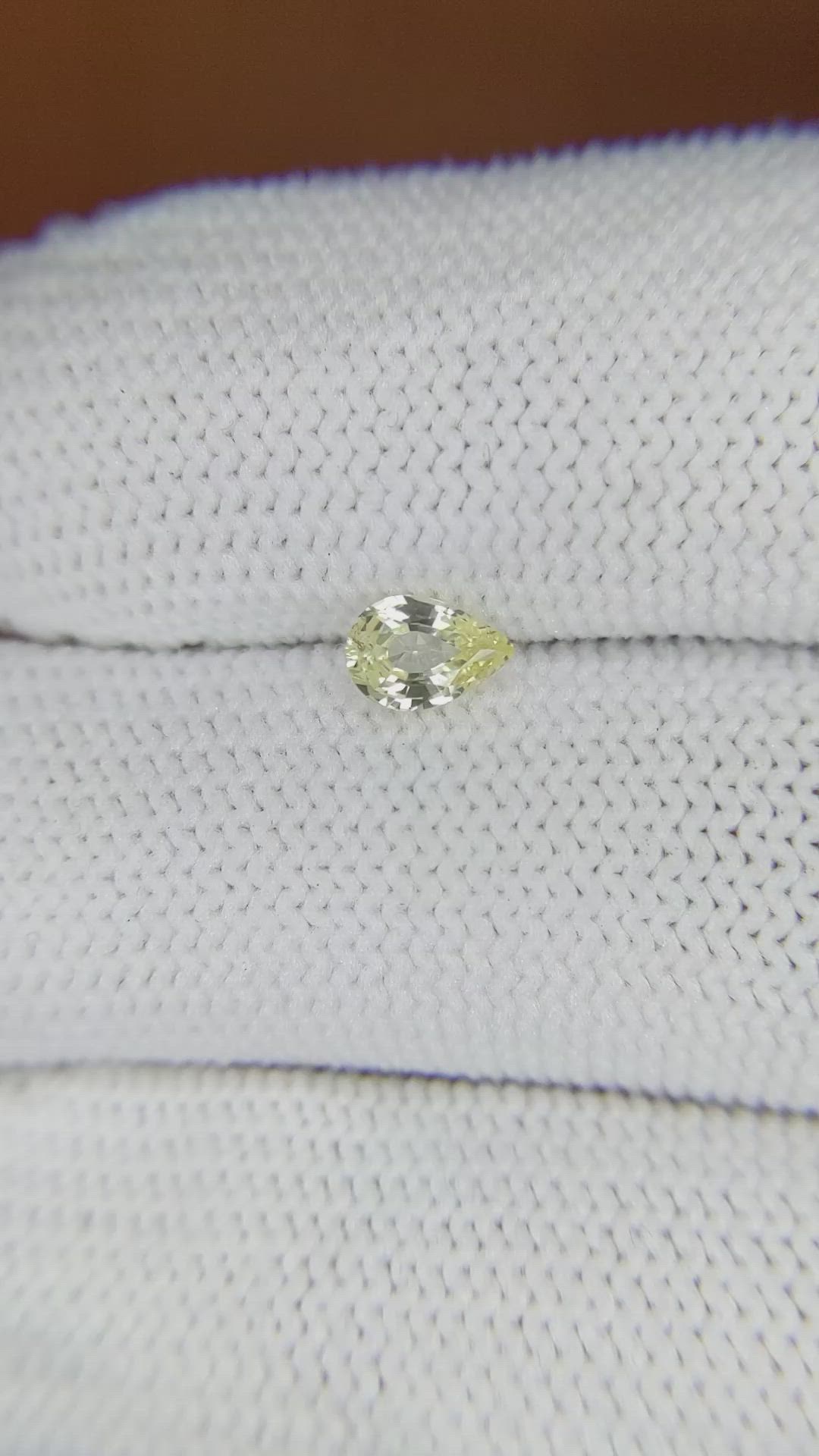 0.48 Ct. Yellow Sapphire from Ceylon (Sri Lanka) Size Video