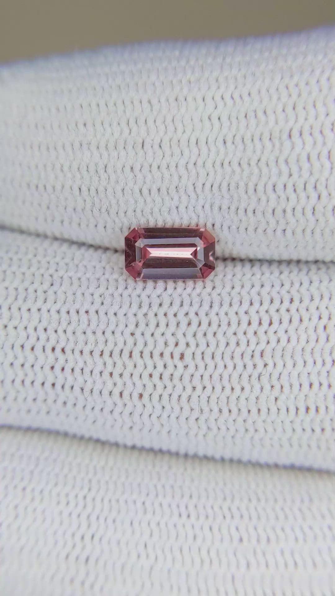 0.77 Ct. Reddish Pink Sapphire from Ceylon (Sri Lanka) Size Video