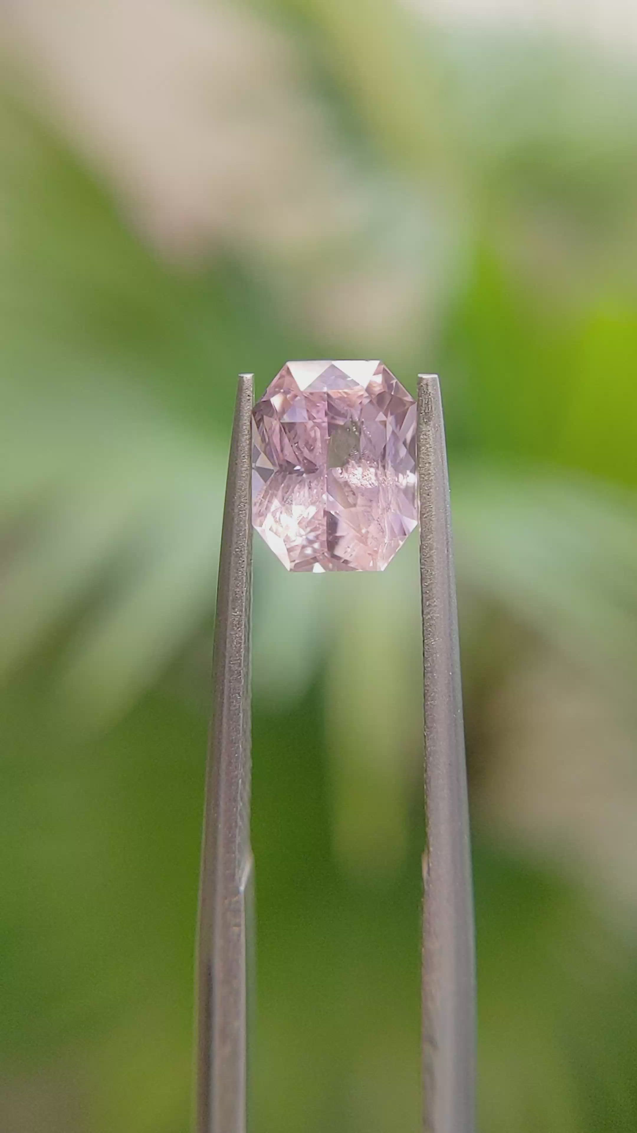 1.57 Ct. Padparadscha Sapphire from Ceylon (Sri Lanka) Size Video