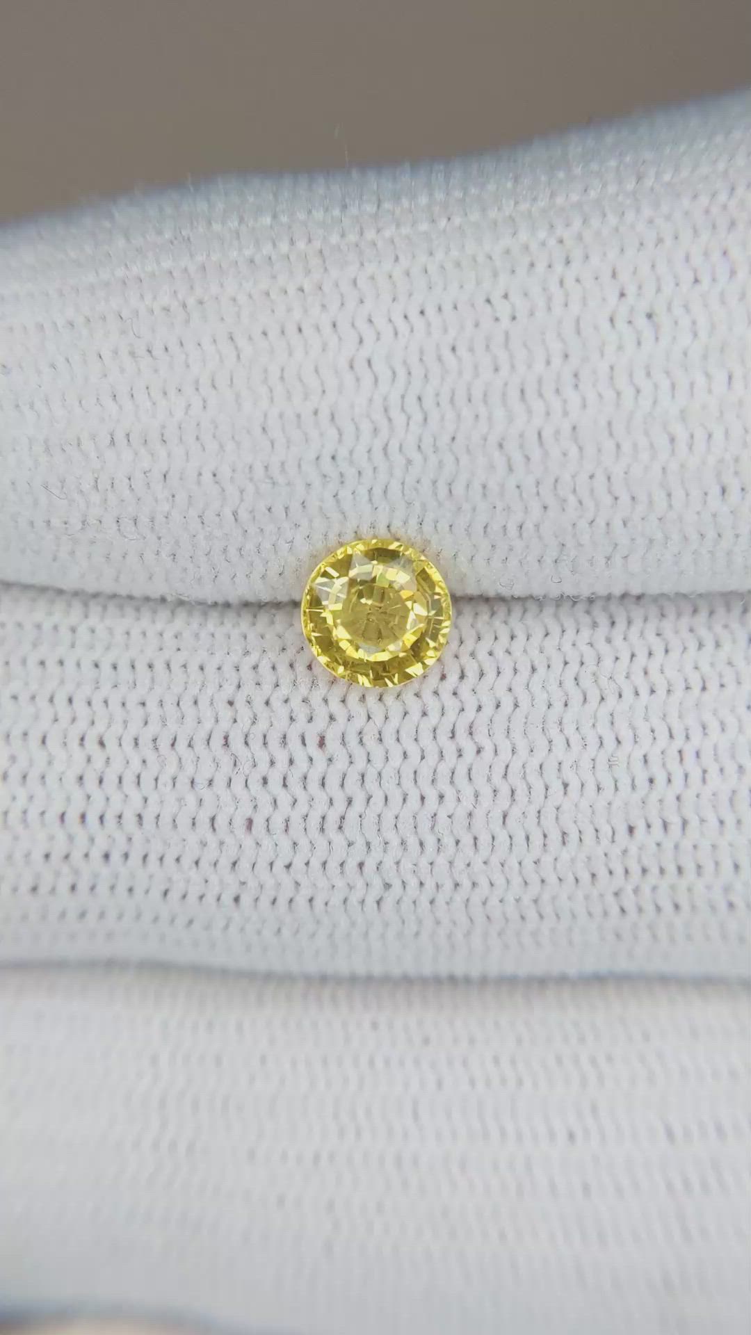 0.92 Ct. Yellow Sapphire from Ceylon (Sri Lanka) Size Video