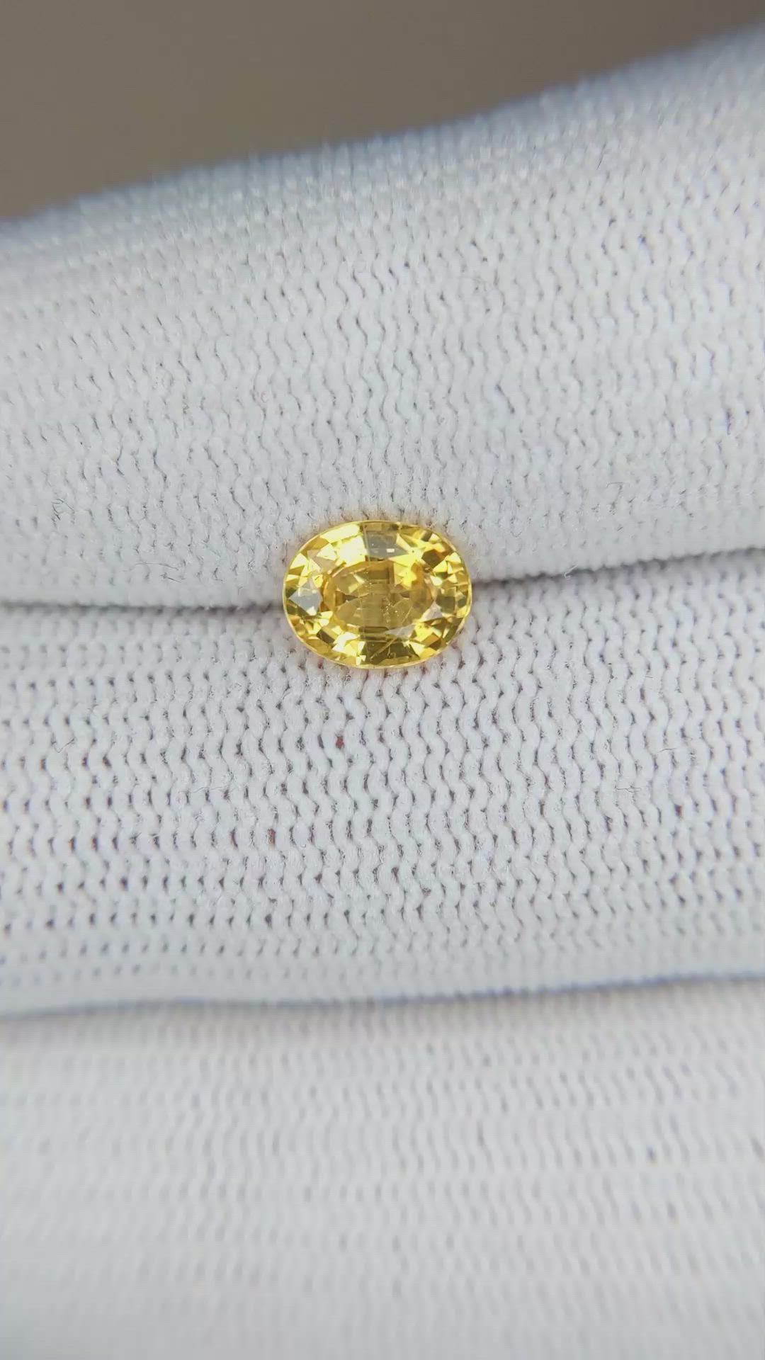1.14 Ct. Yellow Sapphire from Ceylon (Sri Lanka) Size Video