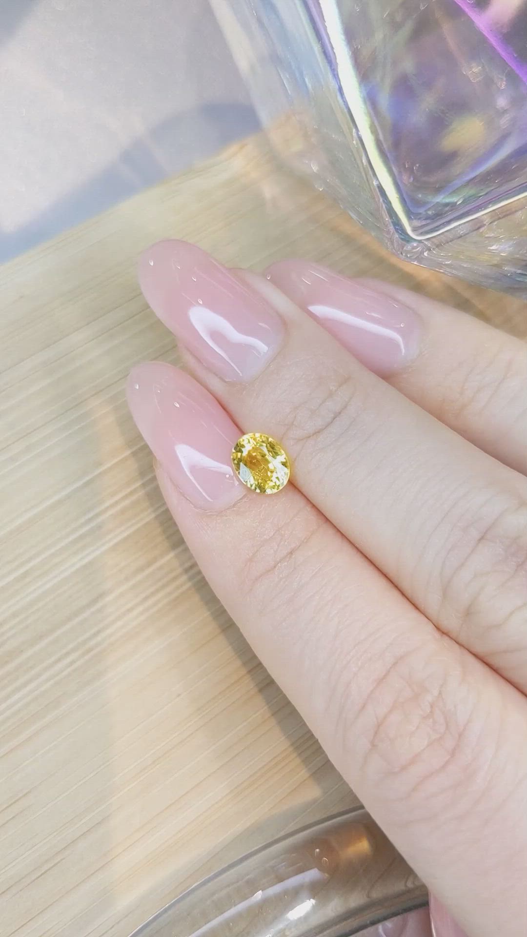 1.14 Ct. Yellow Sapphire from Ceylon (Sri Lanka) Size Video