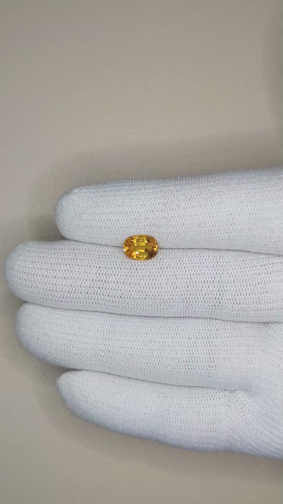 1.40 Ct. Yellow Sapphire from Ceylon (Sri Lanka) Size Video