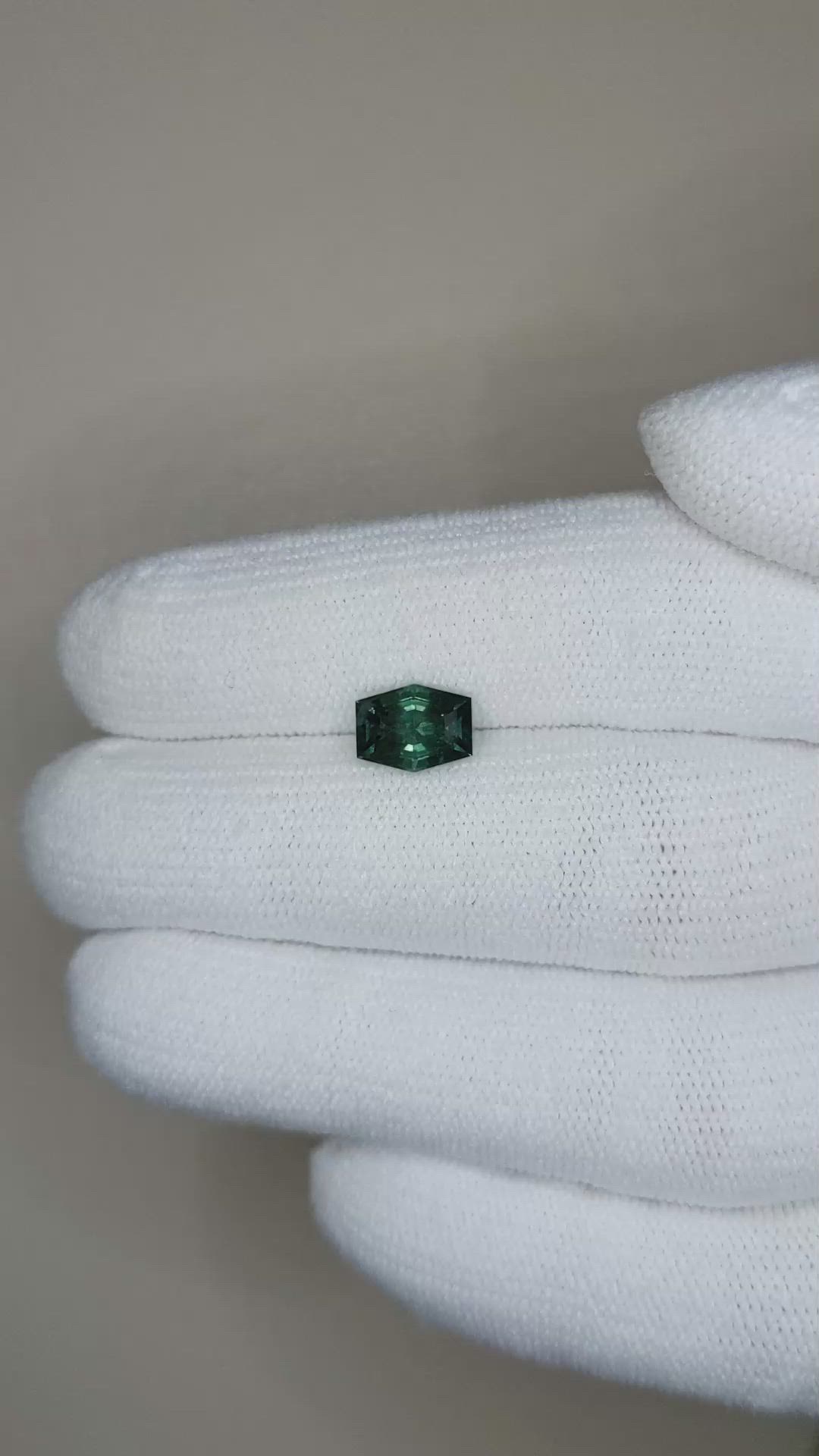 1.58 Ct. Green Sapphire from Ceylon (Sri Lanka) Size Video