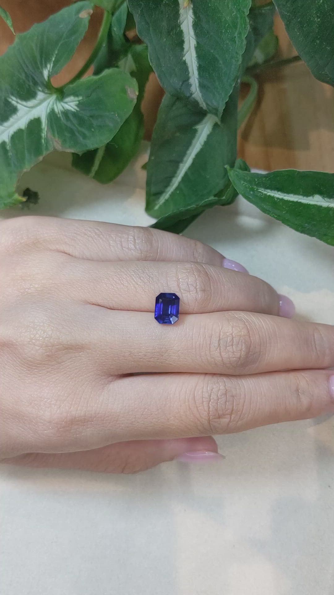 2.75 Ct. Blue Sapphire from Ceylon (Sri Lanka) Size Video