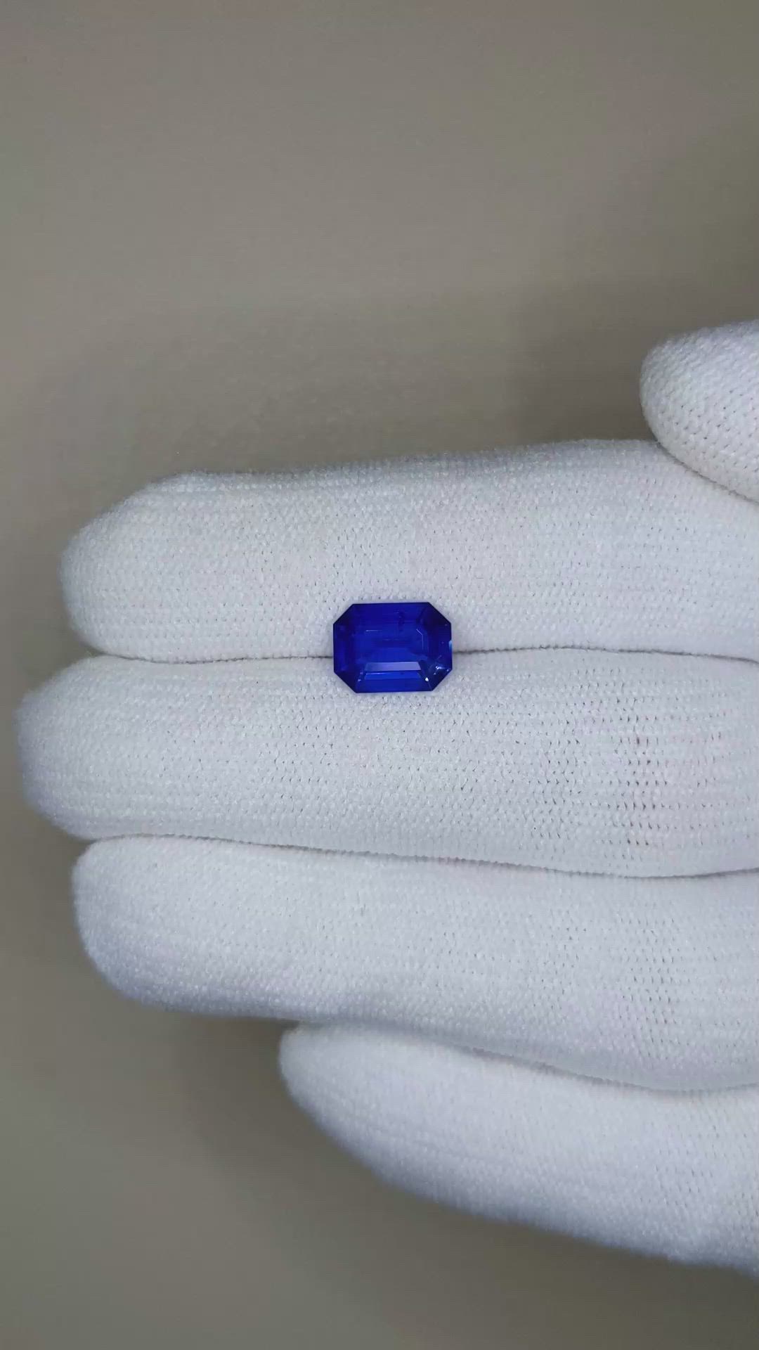 1.87 Ct. Blue Sapphire from Ceylon (Sri Lanka) Size Video