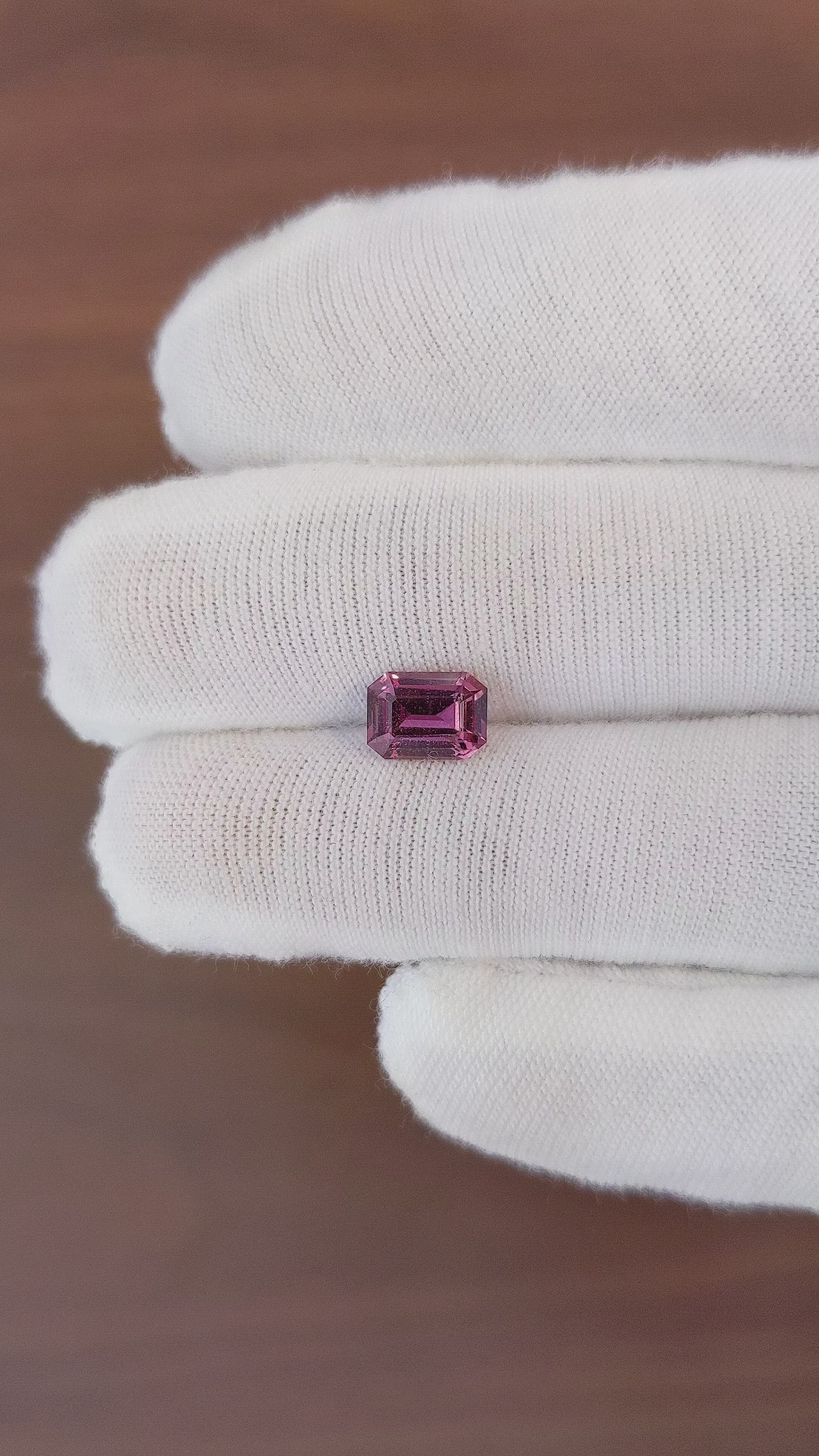1.64 Ct. Purplish Pink Sapphire from Ceylon (Sri Lanka) Size Video