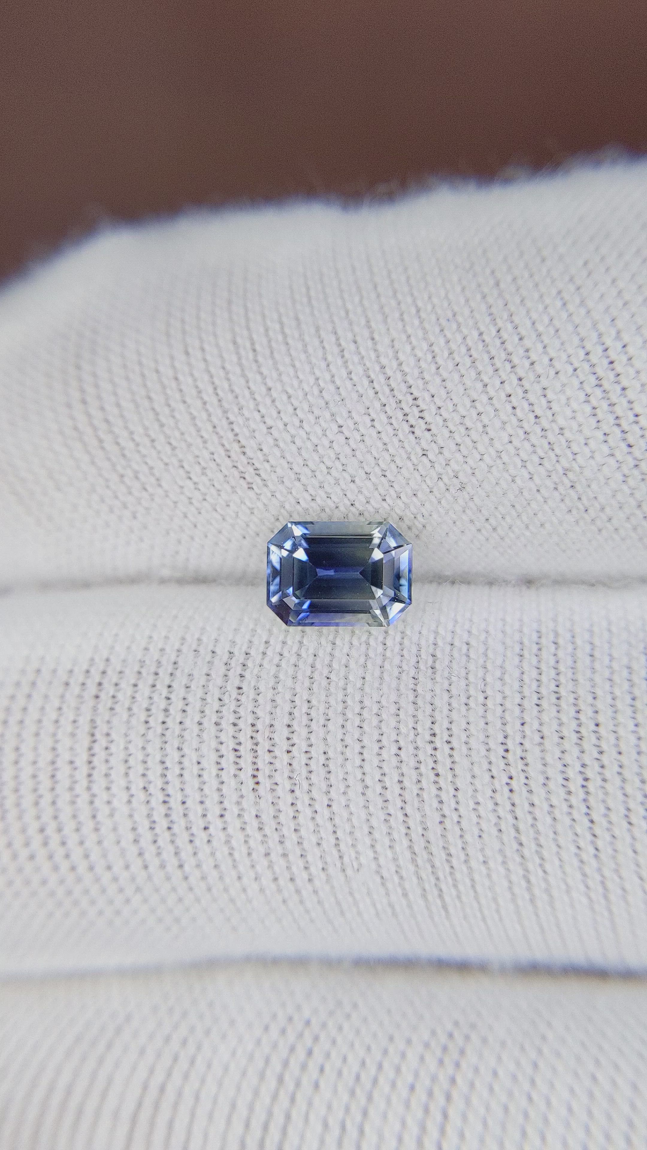 1.13 Ct. Bi Color Sapphire from Ceylon (Sri Lanka) Size Video