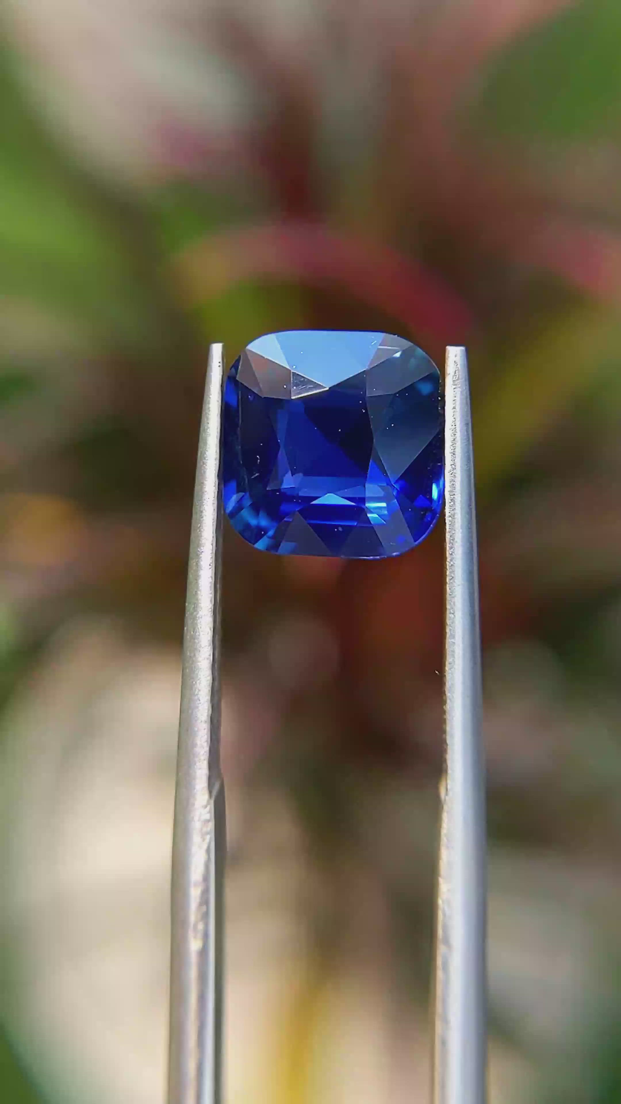 3.53 Ct. Blue Sapphire from Ceylon (Sri Lanka) Size Video