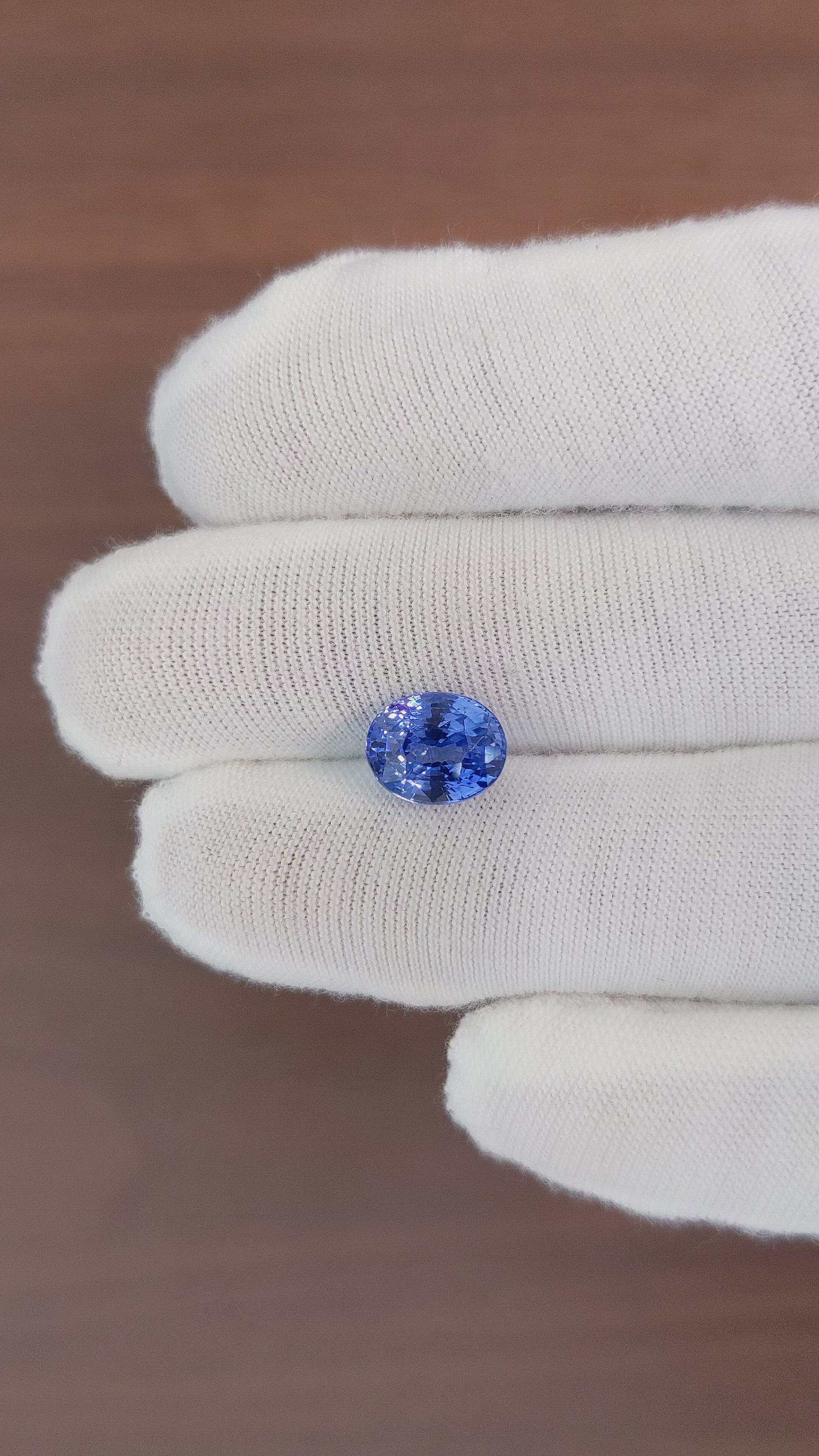 3.52 Ct. Blue Sapphire from Ceylon (Sri Lanka) Size Video
