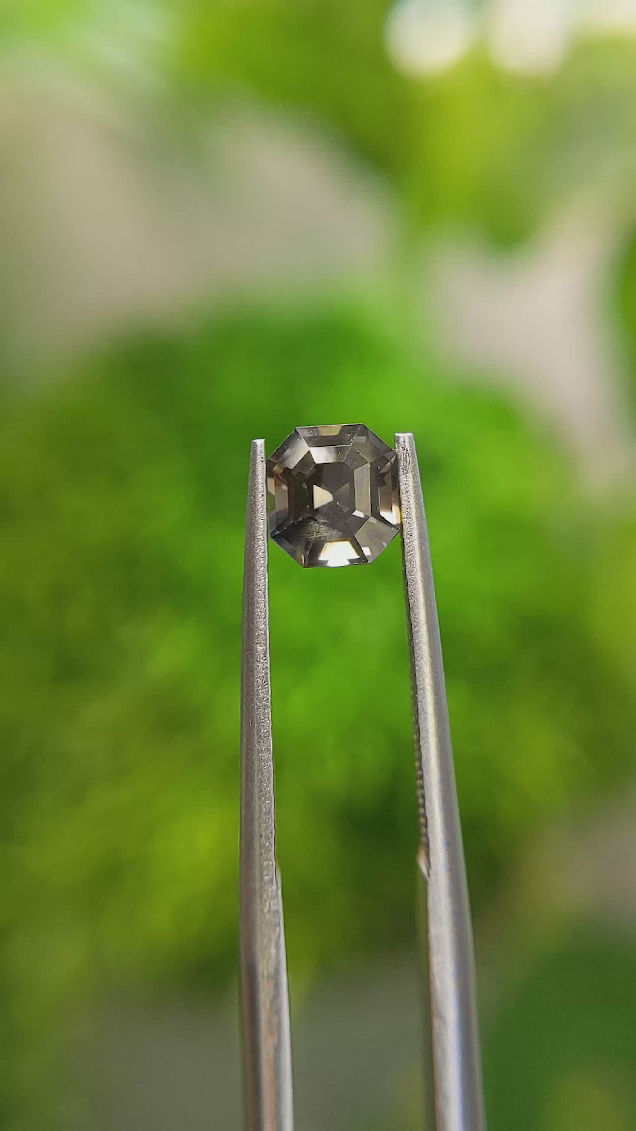 1.07 Ct. Greenish Brown Sapphire from Ceylon (Sri Lanka) Size Video