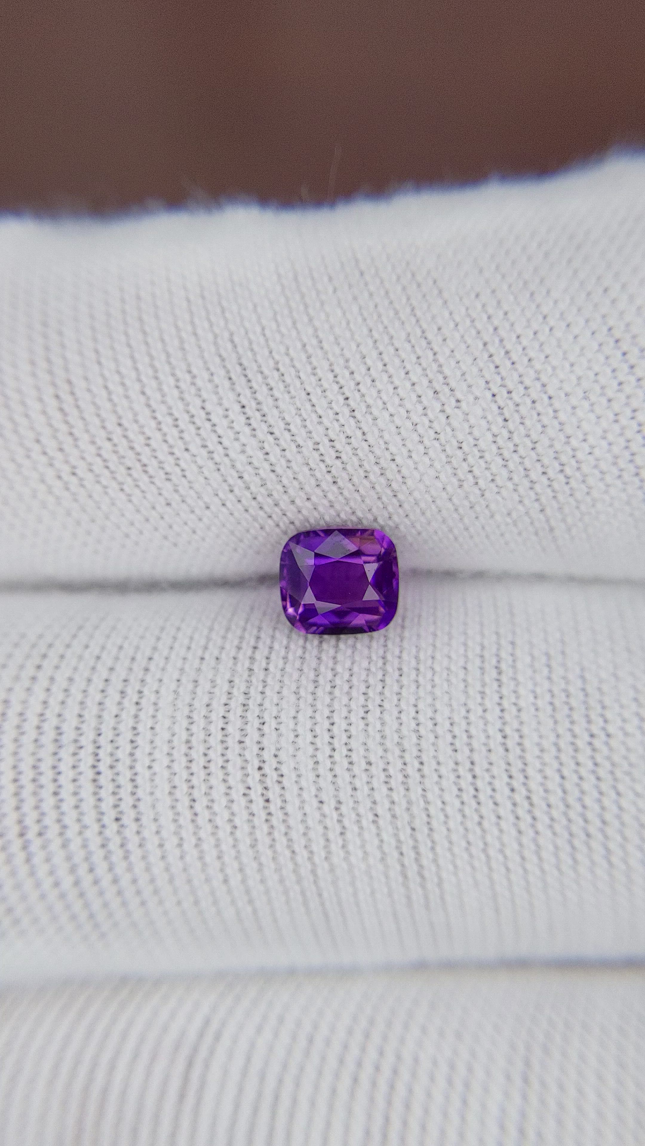 0.88 Ct. Color Change Sapphire from Ceylon (Sri Lanka) Size Video