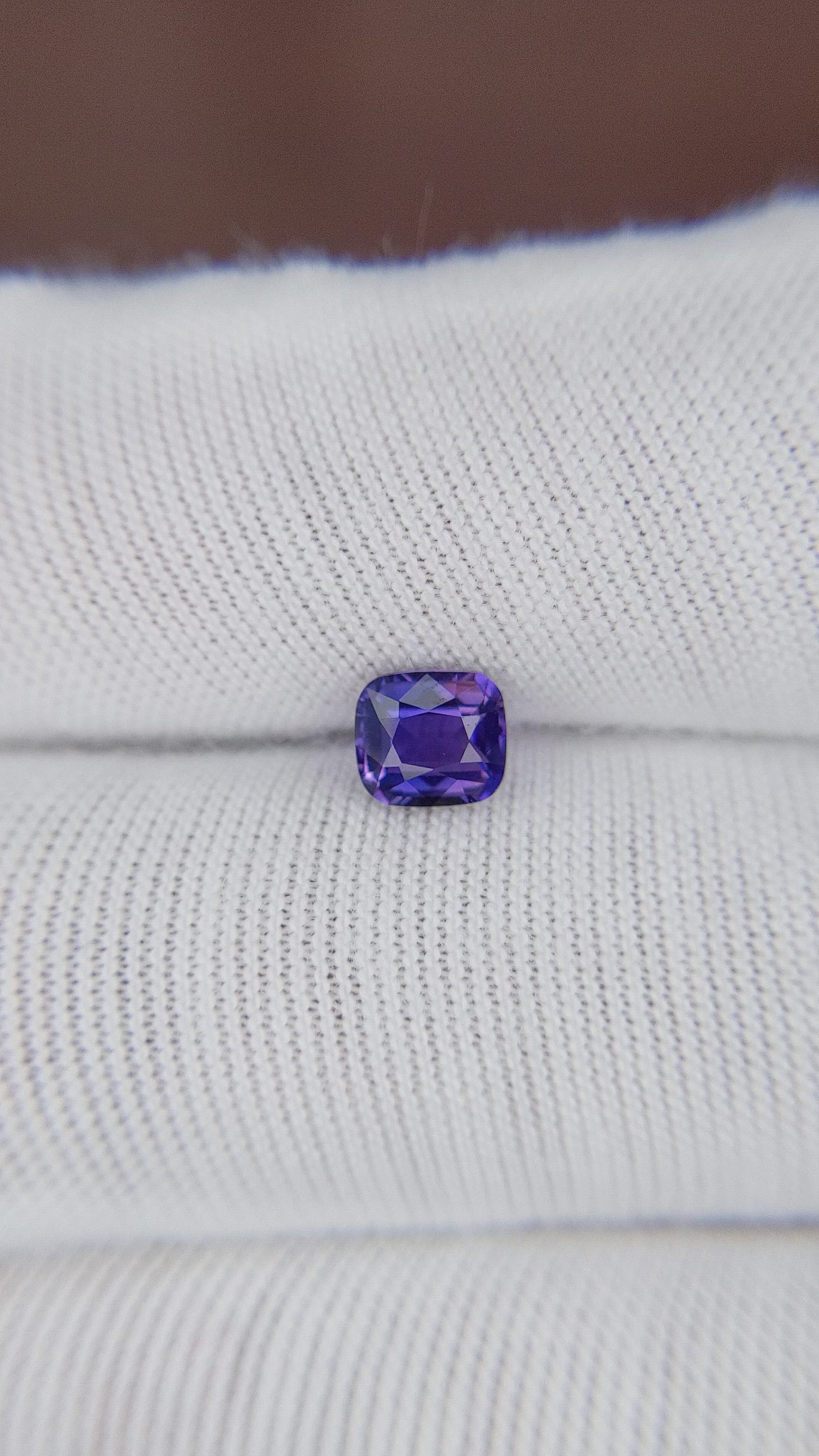 0.88 Ct. Color Change Sapphire from Ceylon (Sri Lanka) Size Video