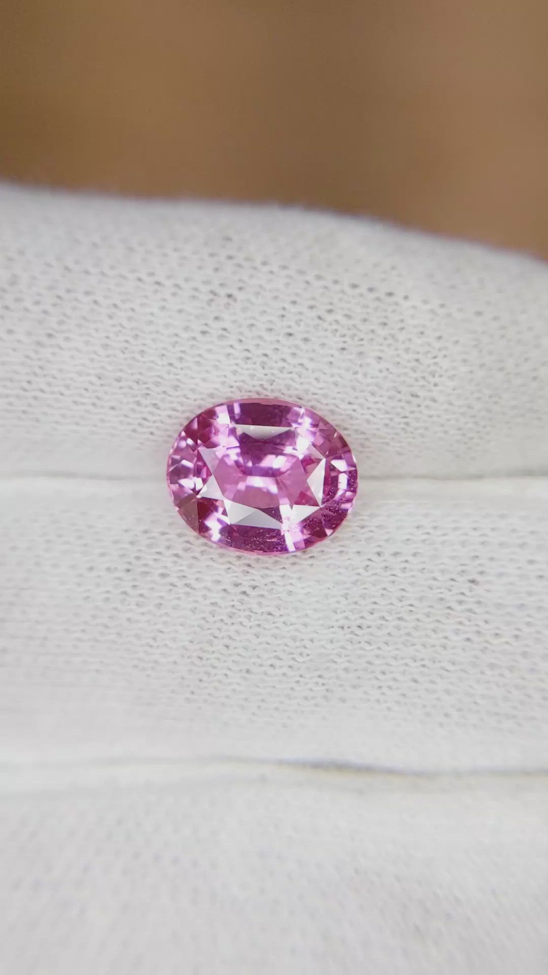4.12 Ct. Pink Sapphire from Ceylon (Sri Lanka) Size Video